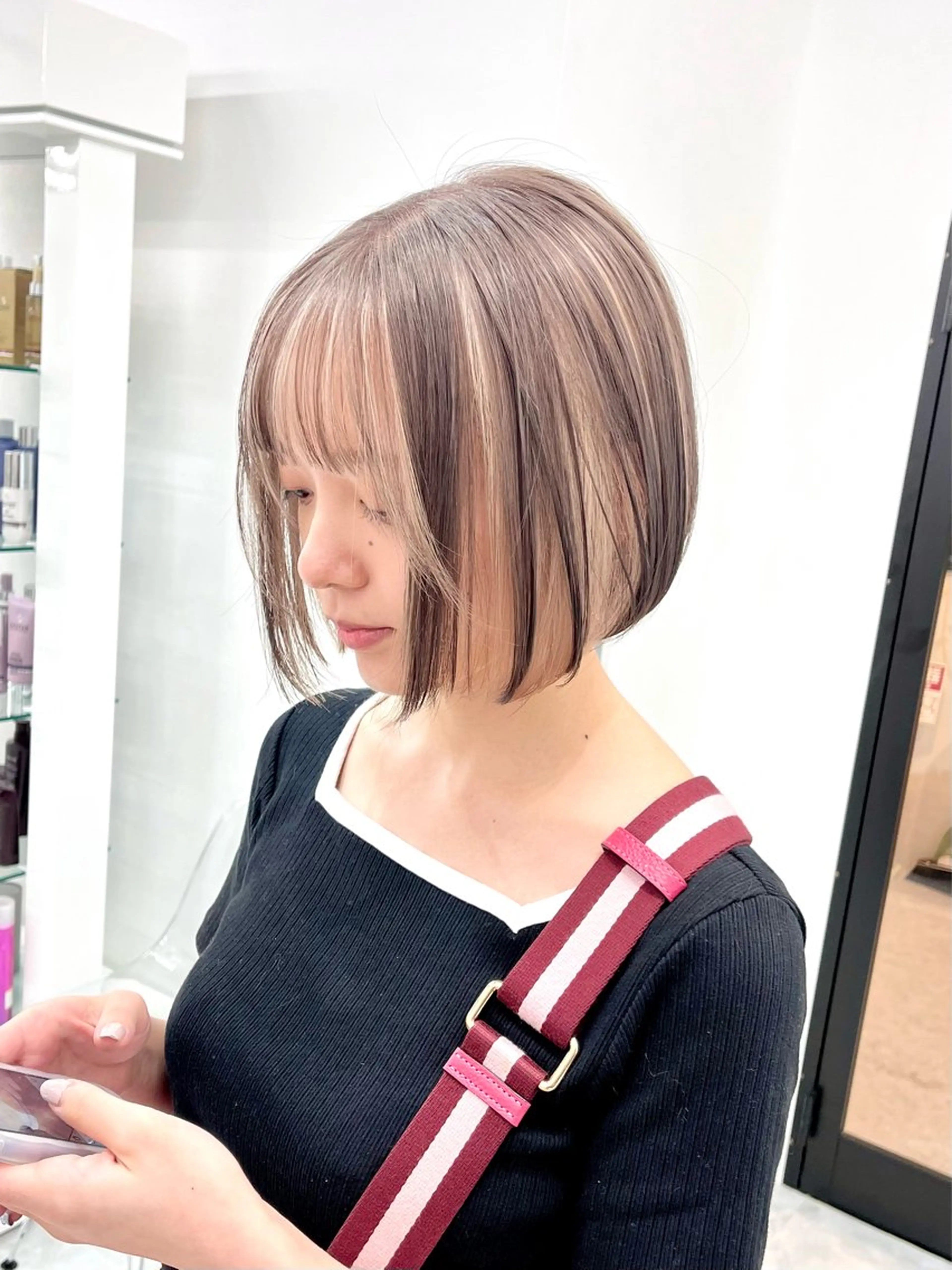 ミディアム カラー パーマ ヘアアレンジ メンズ キッズ ネイル マツエク・マツパ アイブロウ ヘアカラー トリートメント ハイトーン/ピンク 💗モモ໒꒱のヘアスタイル