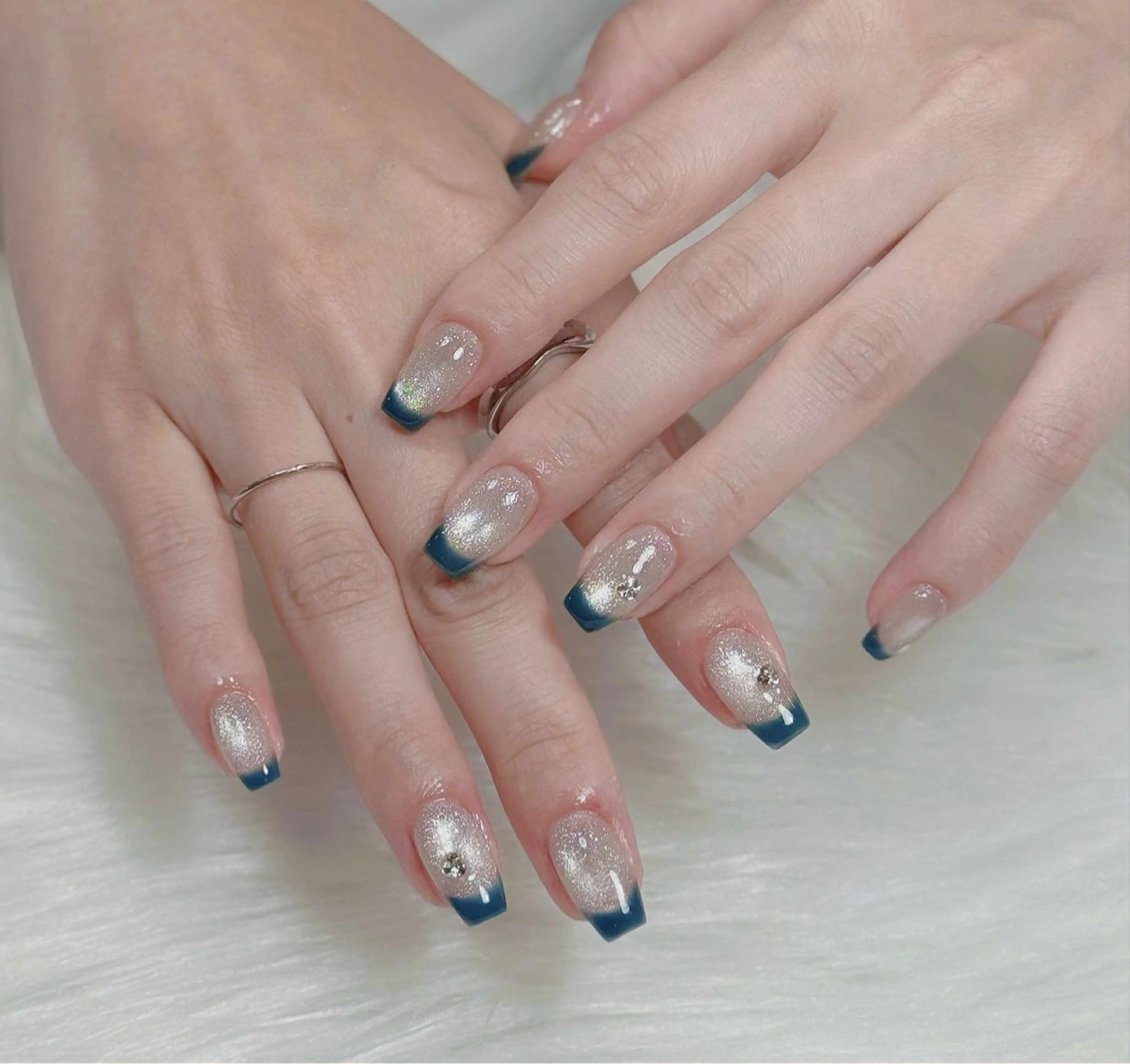 ネイル オーロラネイル チークネイル フットネイル フレンチネイル ジェルネイル ハンドネイル Nichi Nailsのネイルデザイン