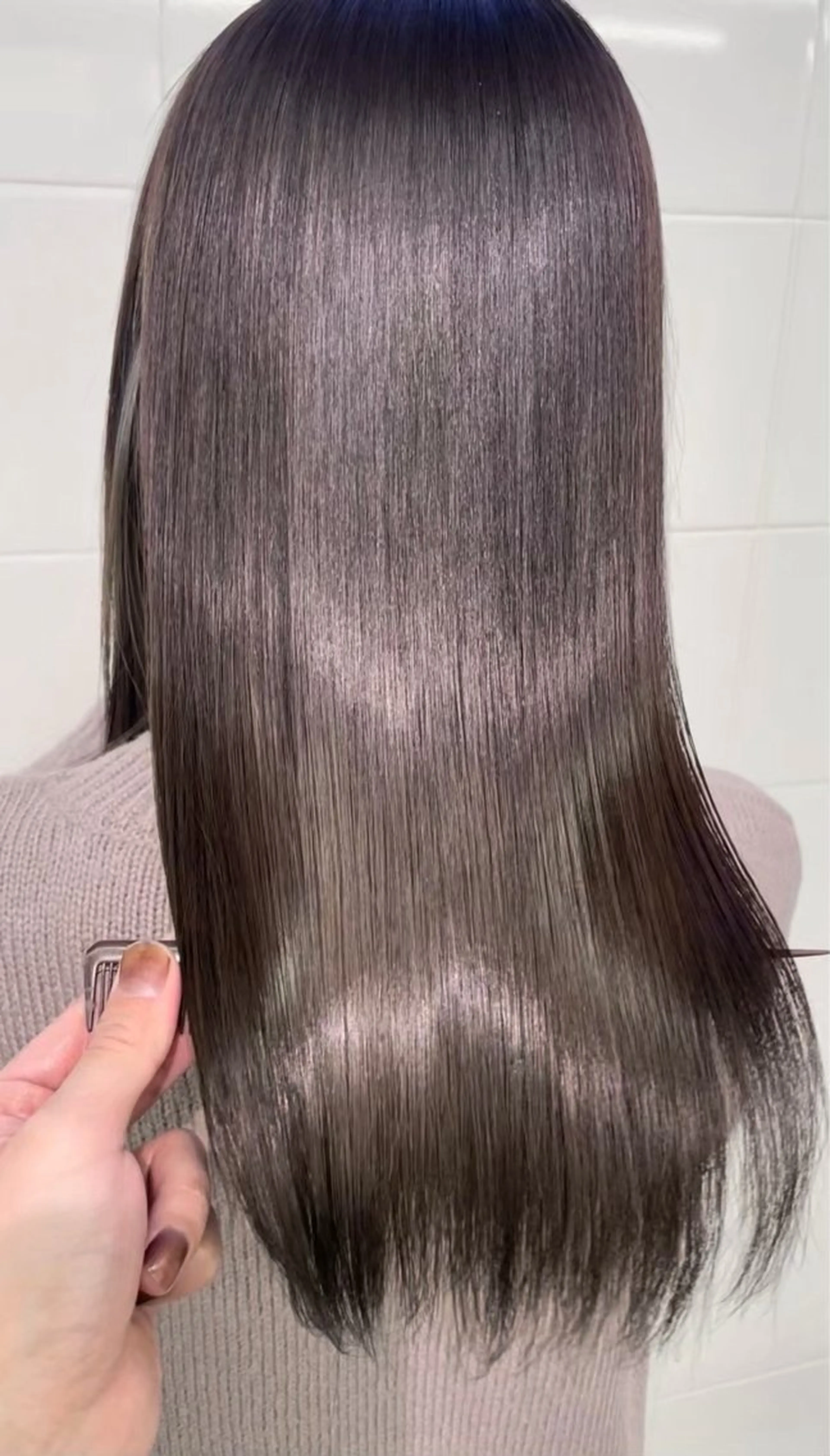 ロング 髪質改善 ハイトーン/艶カラー 𝐧𝐨𝐚のヘアスタイル