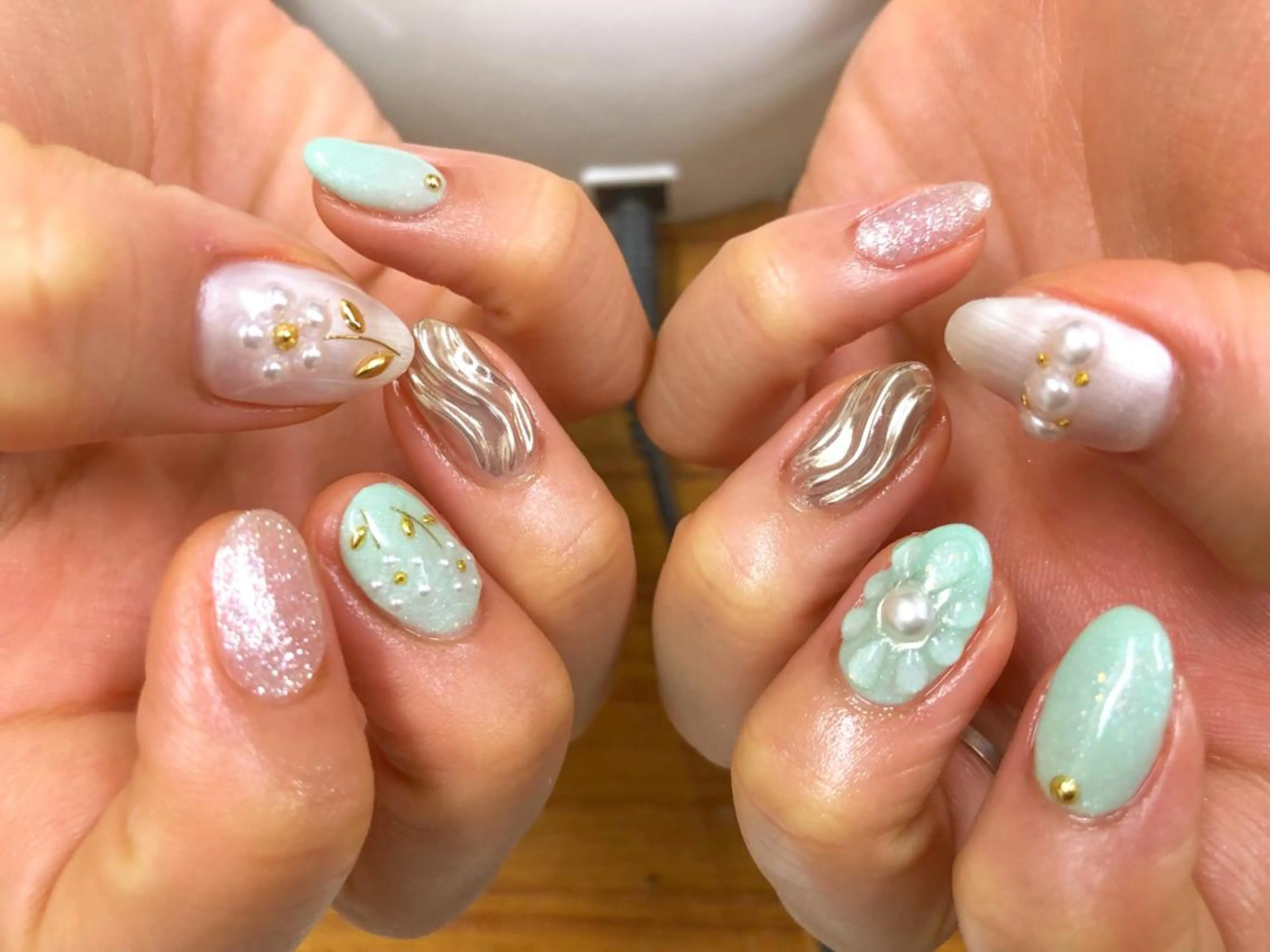 ネイル MaHaRo所属・S HARUKAのネイルデザイン