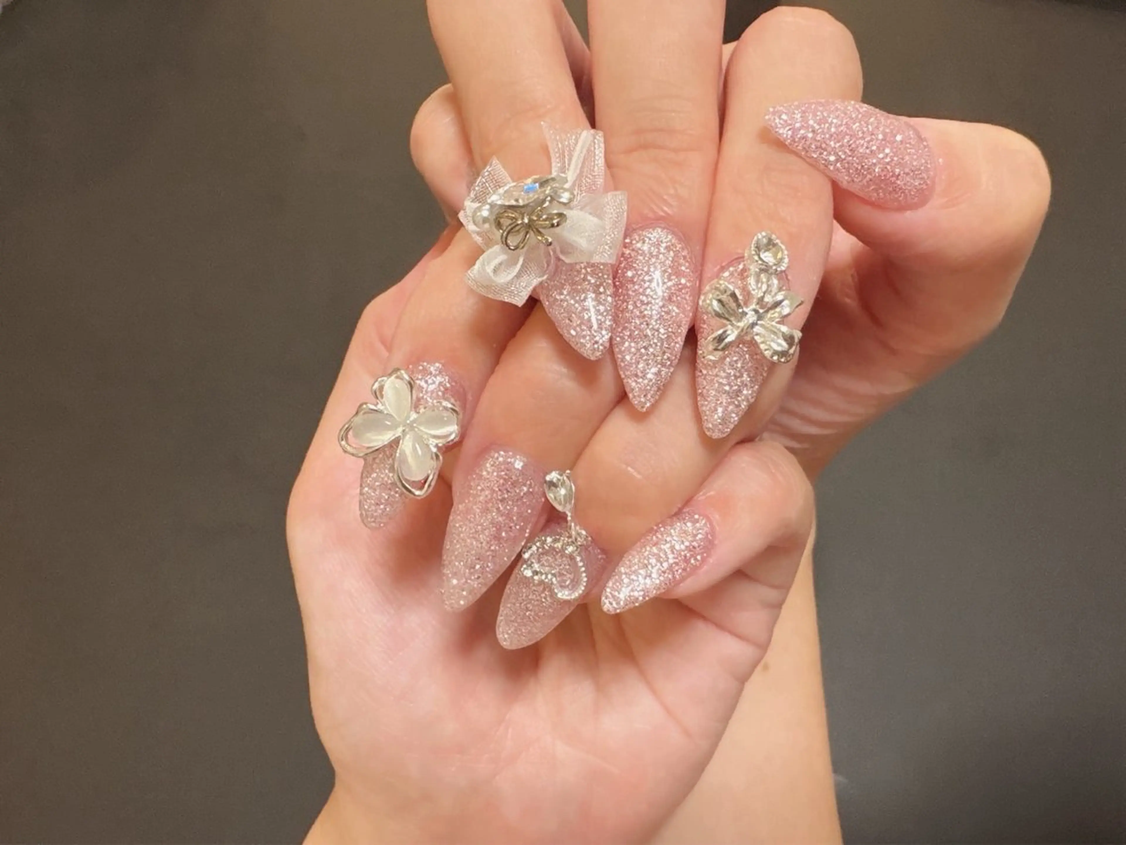 ネイル ハンドネイル 💐Lumière 🩵かわちゃん💅のネイルデザイン