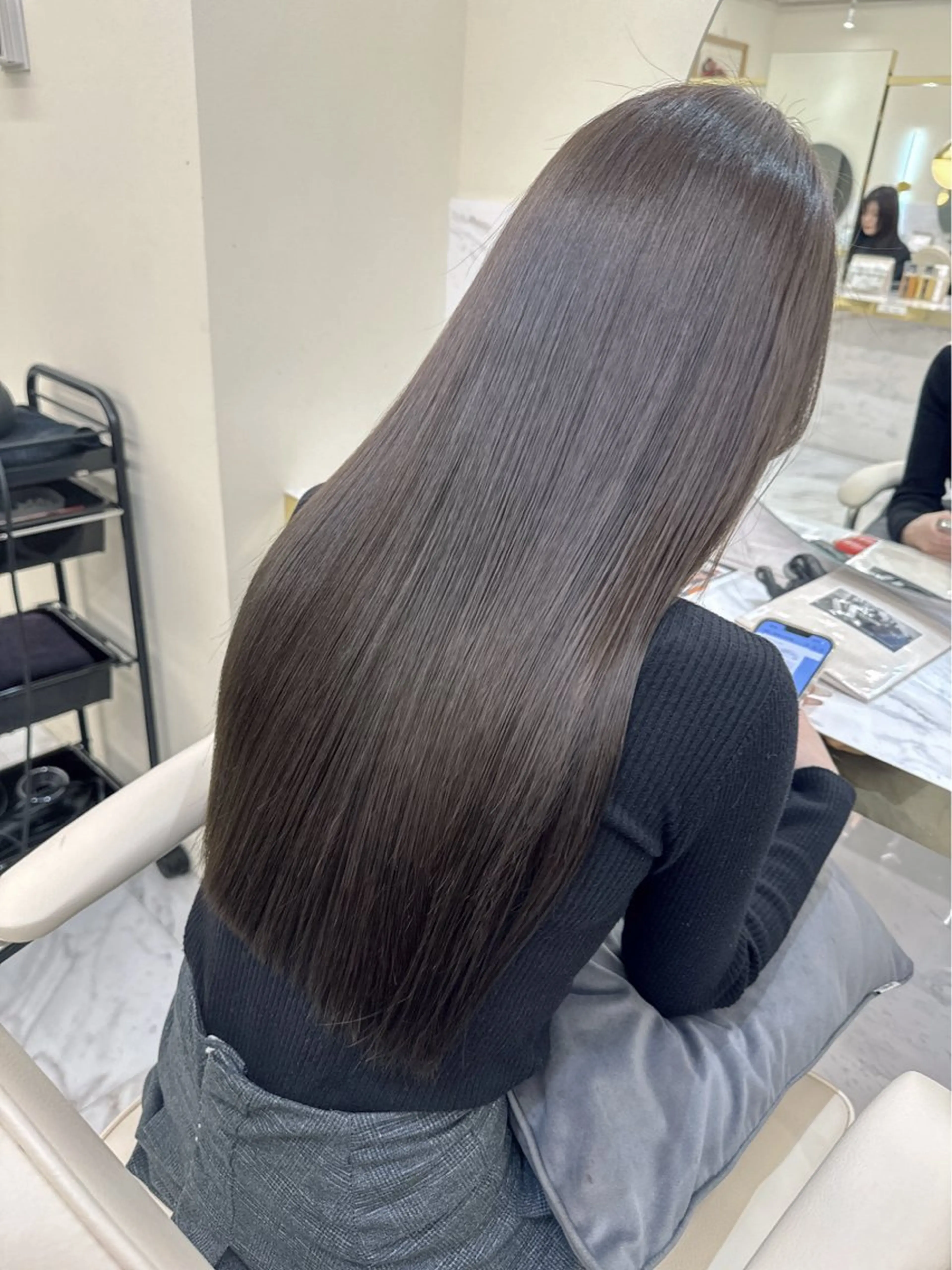 ロング カット ヘアカラー 縮毛矯正 トリートメント シンタニ ナオトのヘアスタイル