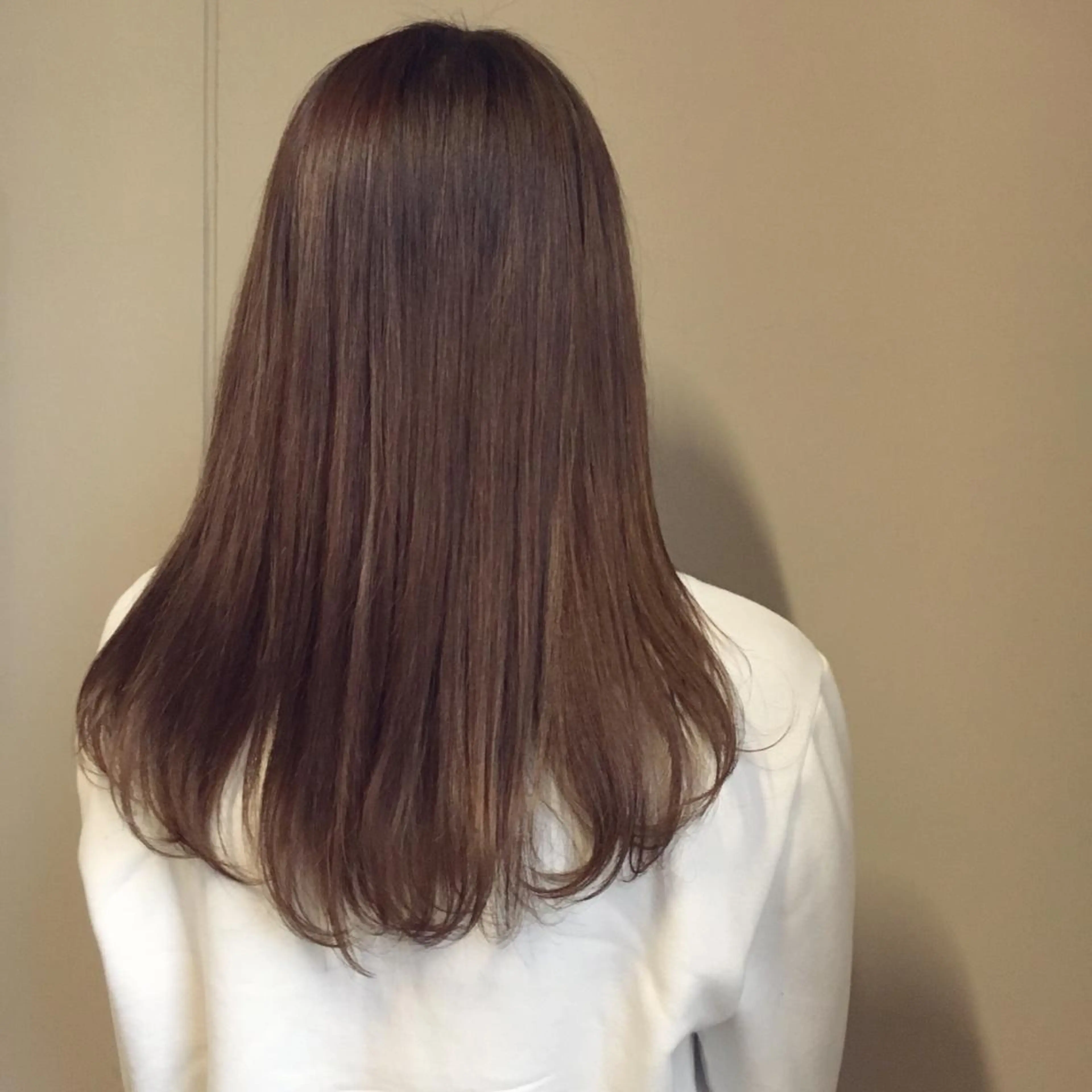 セミロング カラー 上川 美幸のヘアスタイル