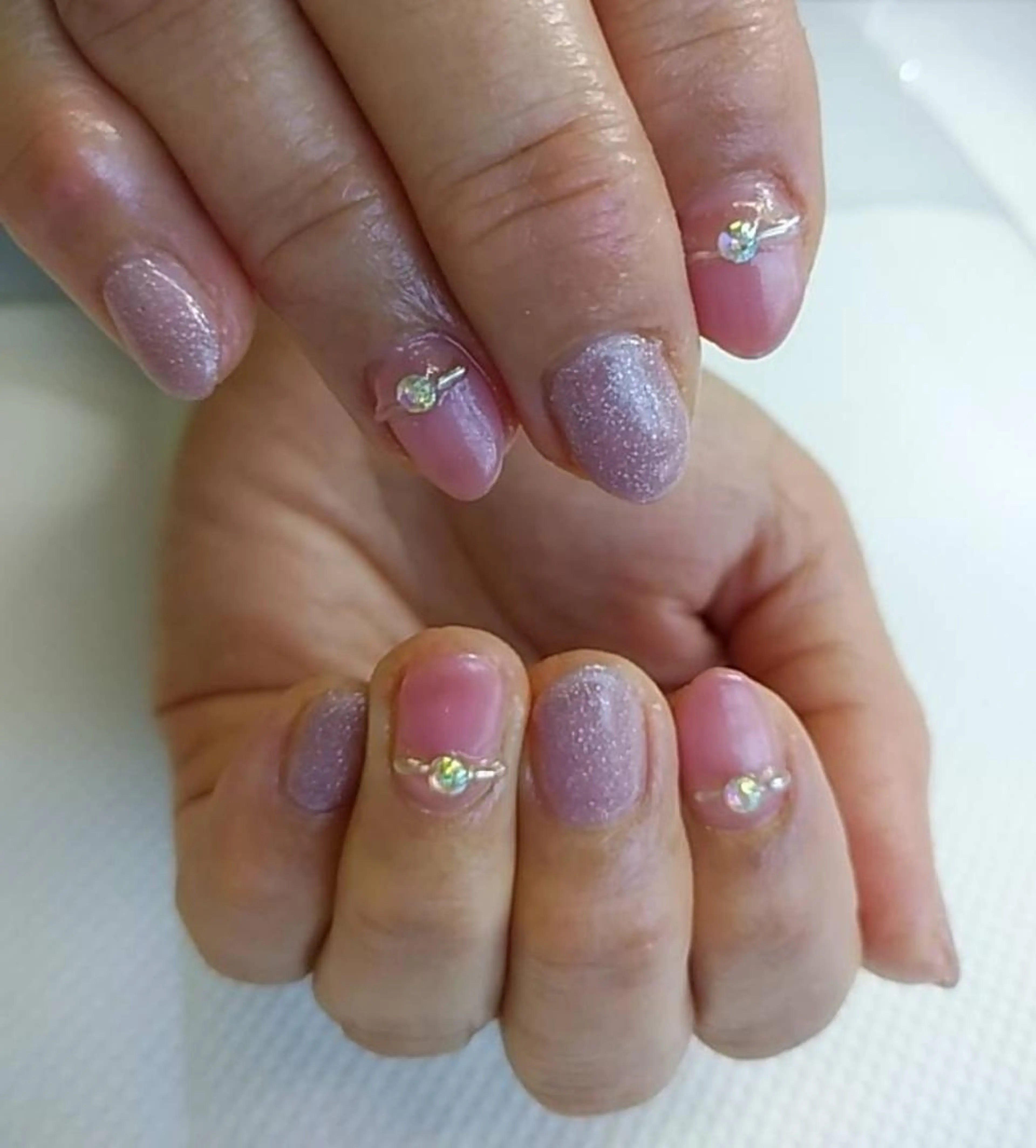 ネイル 持ち込み ハンドネイル ハンドケア プライベートサロン RosyLily所属・プライベートサロン Rosy Lilyのネイルデザイン