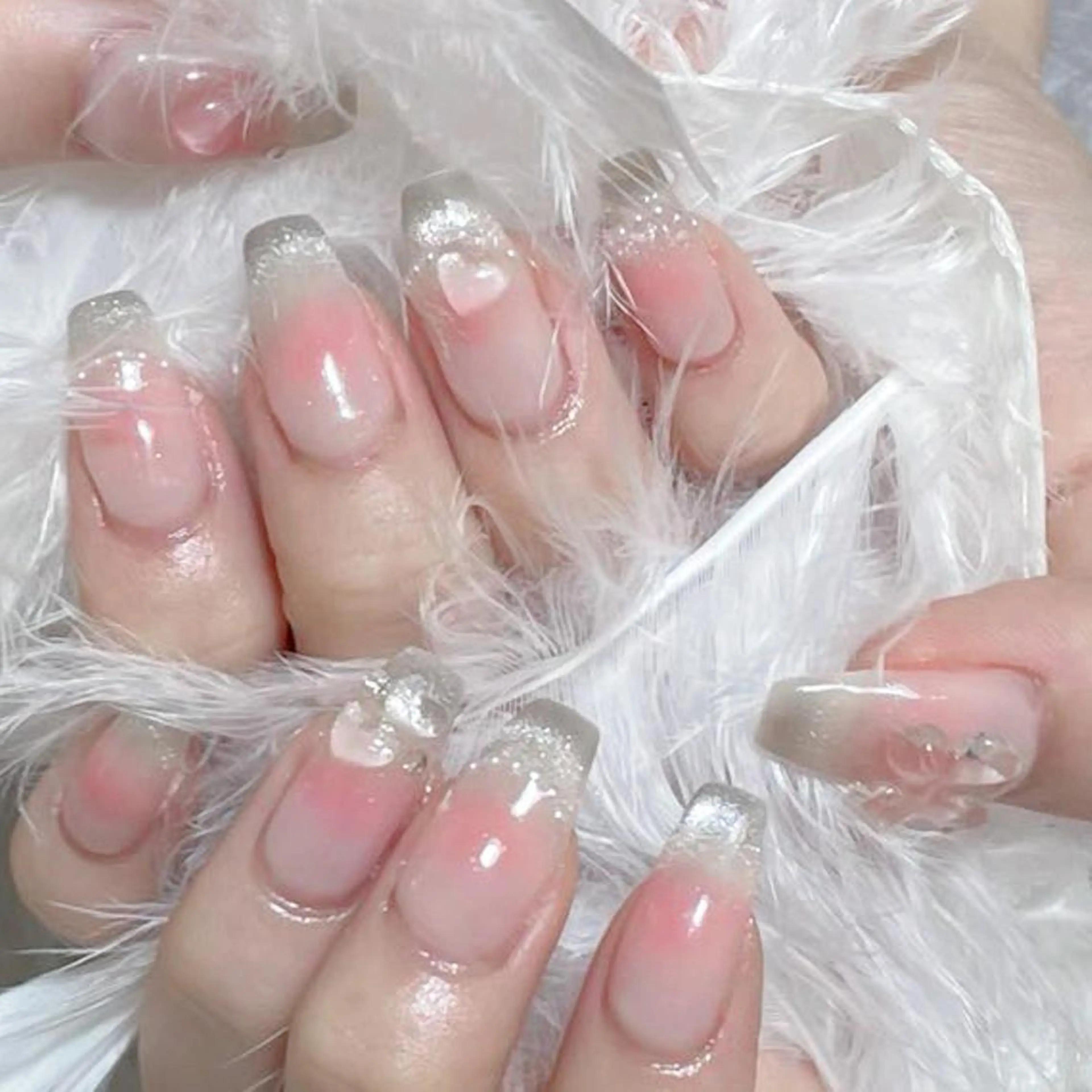 ネイル アートネイル オーロラネイル ガーリー キラキラネイル 韓国ネイル Diamond NAIL✨のネイルデザイン
