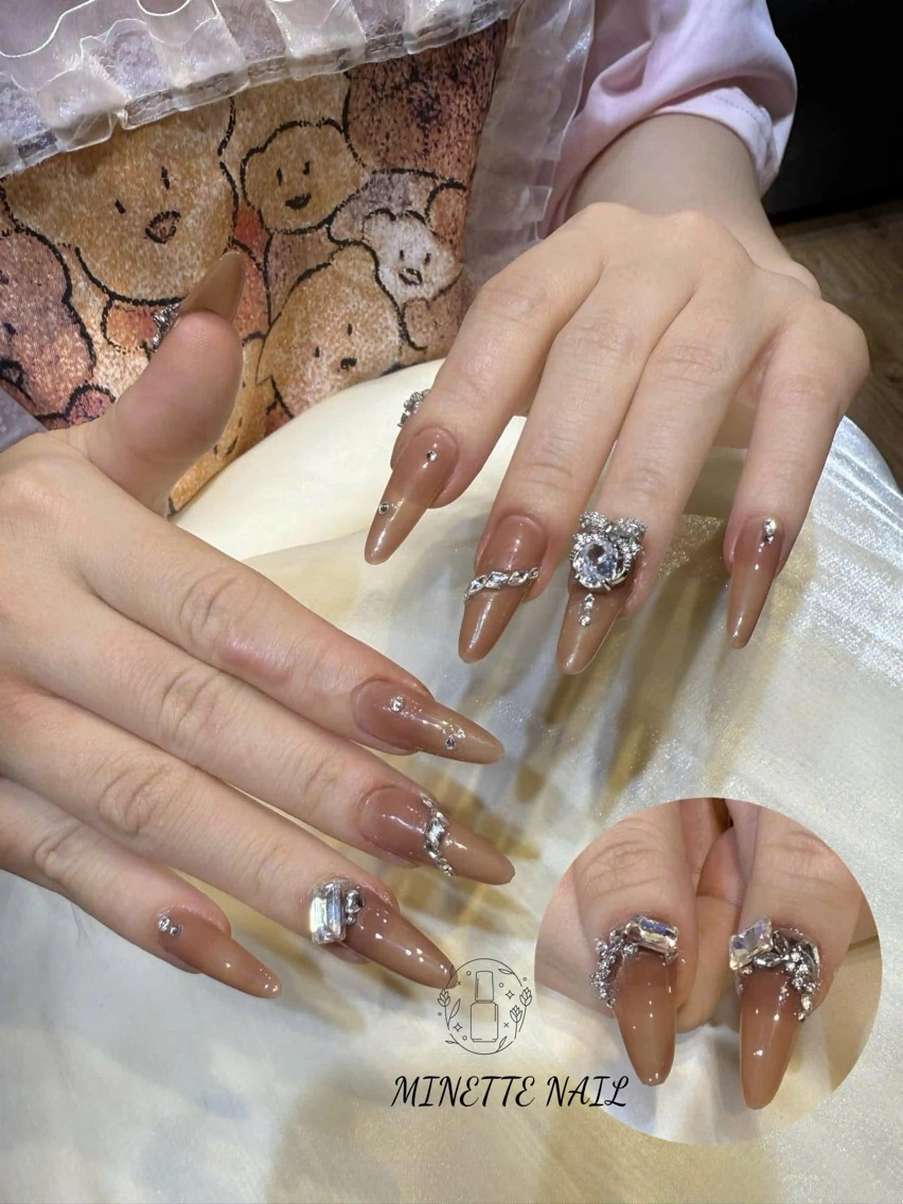 ネイル ブラウン ゴージャス ハンドネイル Minette Nail 池袋(ミネットネイル)所属・Minette Nailのネイルデザイン