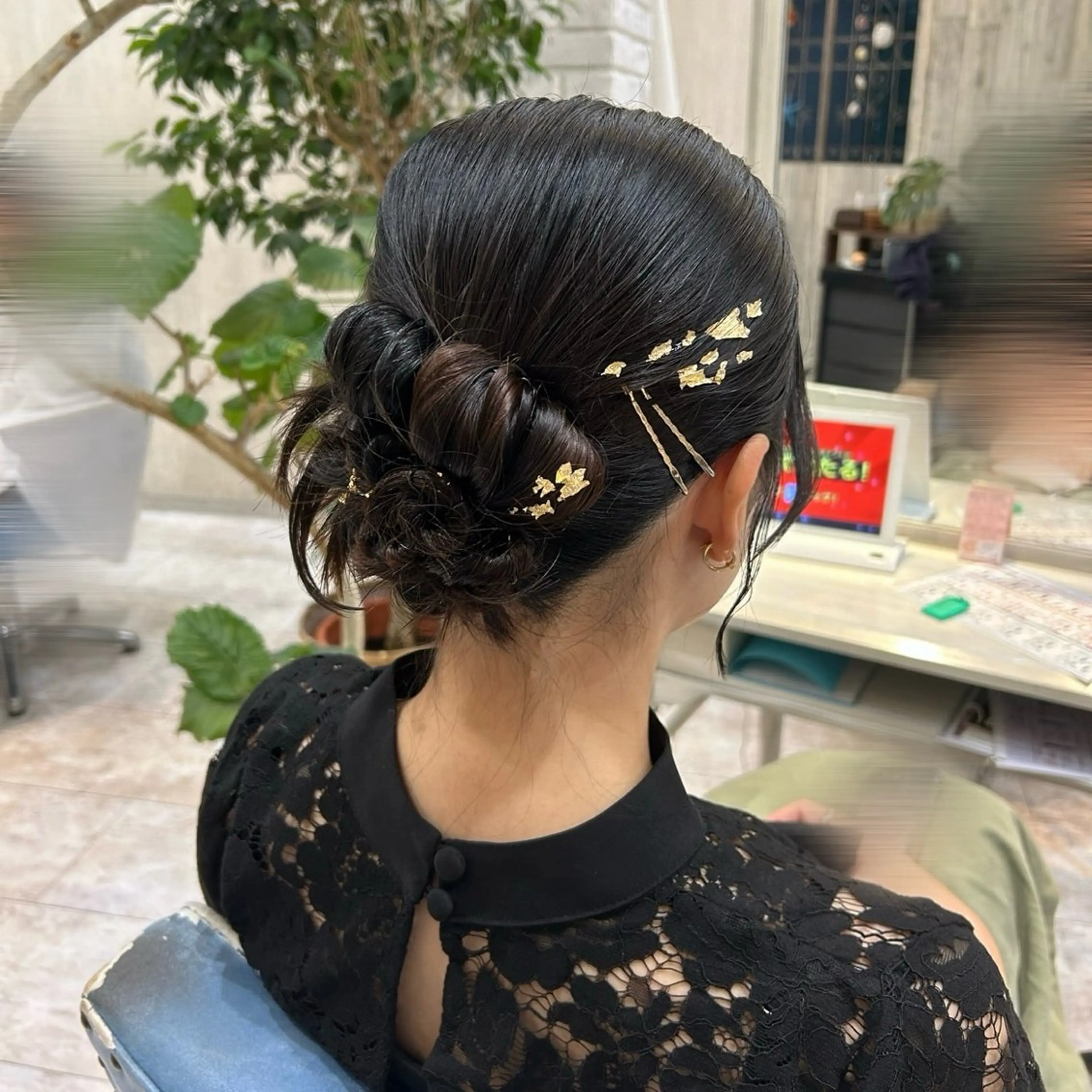 ミディアム ヘアアレンジ ヘアセット 🫧透け感⋆艶髪💎 山口アヤカのヘアスタイル