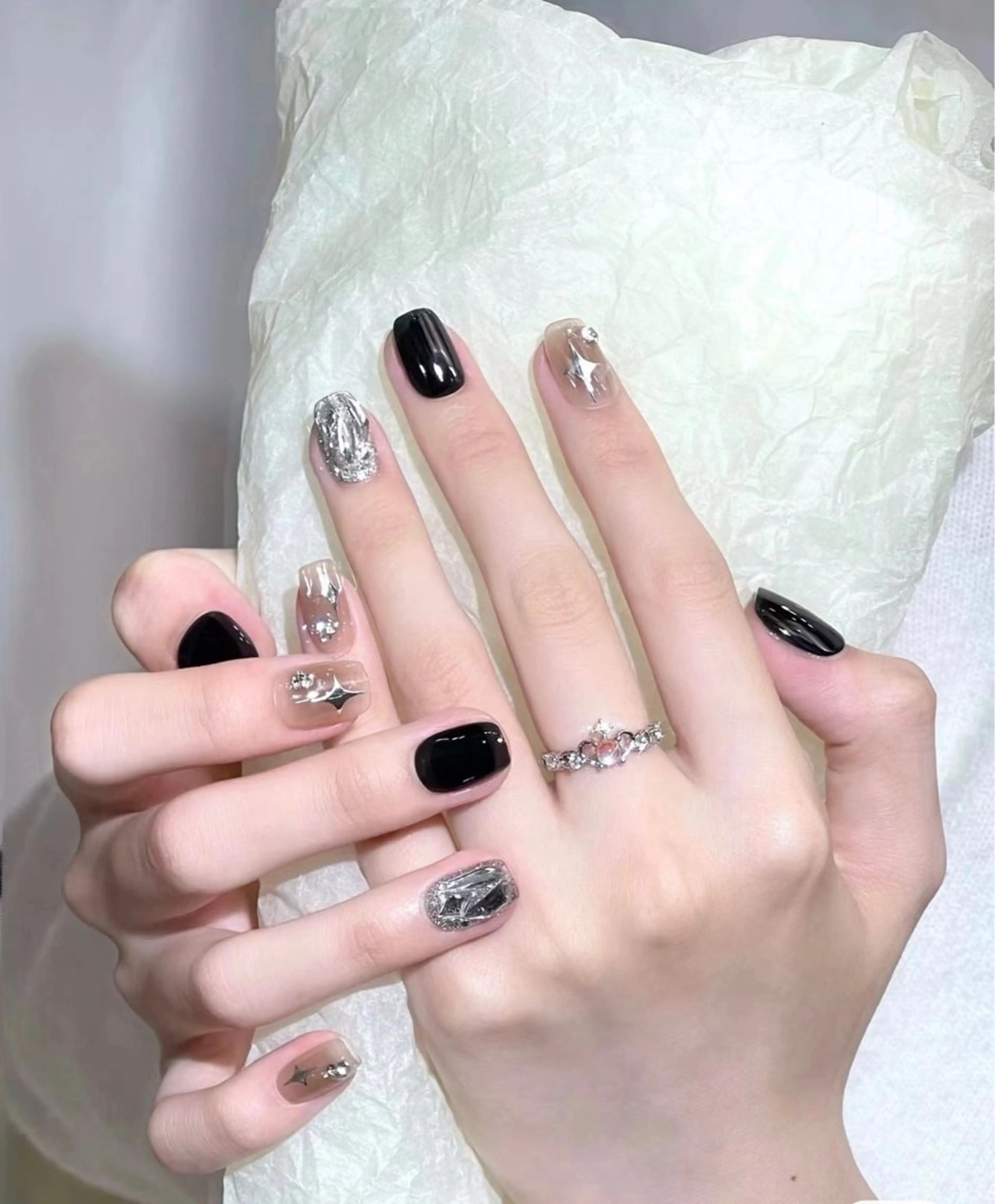 ネイル ハンドネイル LULU Nail salonみどりのネイルデザイン