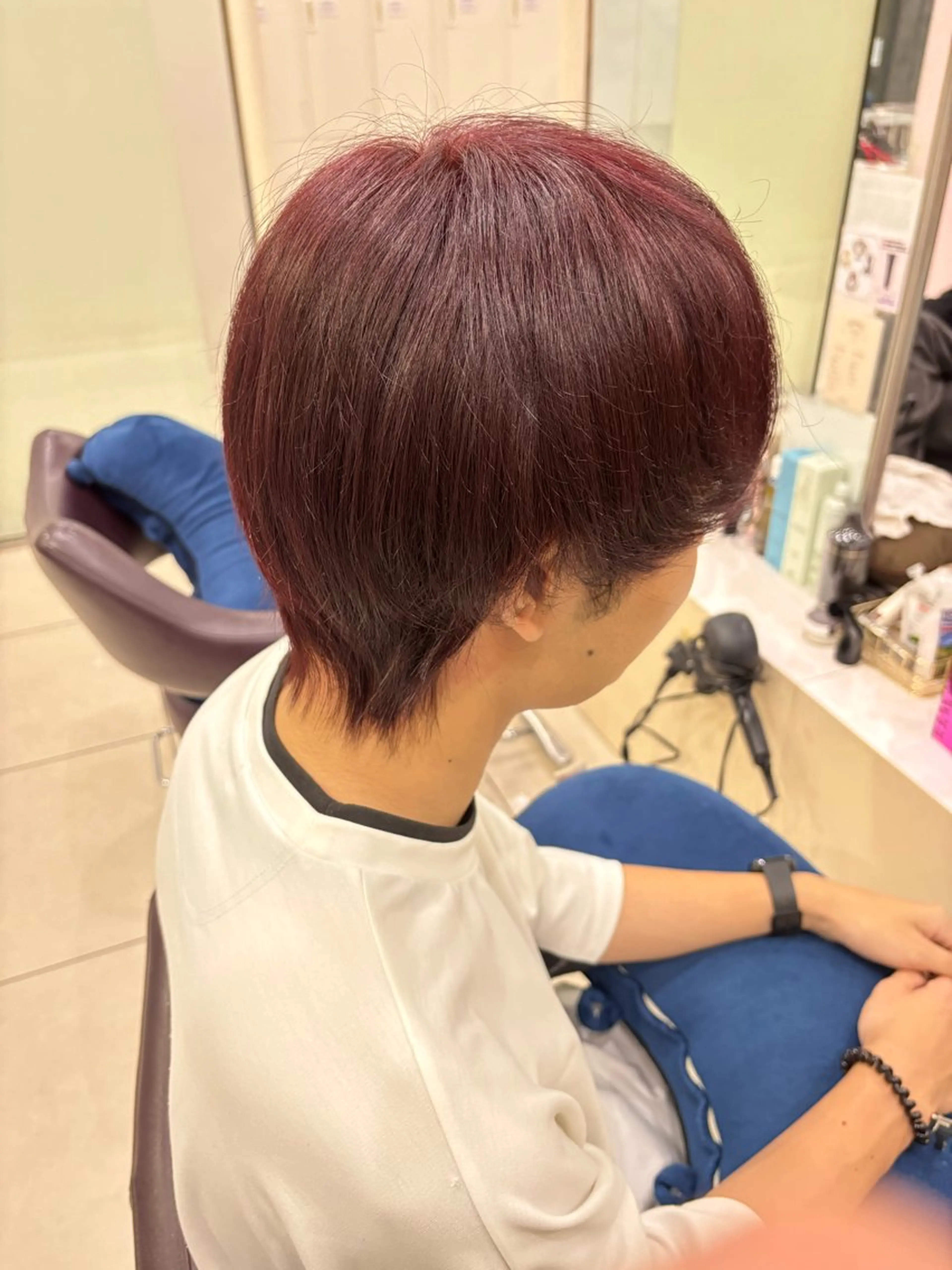 カラー ヘアカラー ミニヨン バイ ハピネス高の原店所属・植村 侑斗のヘアスタイル