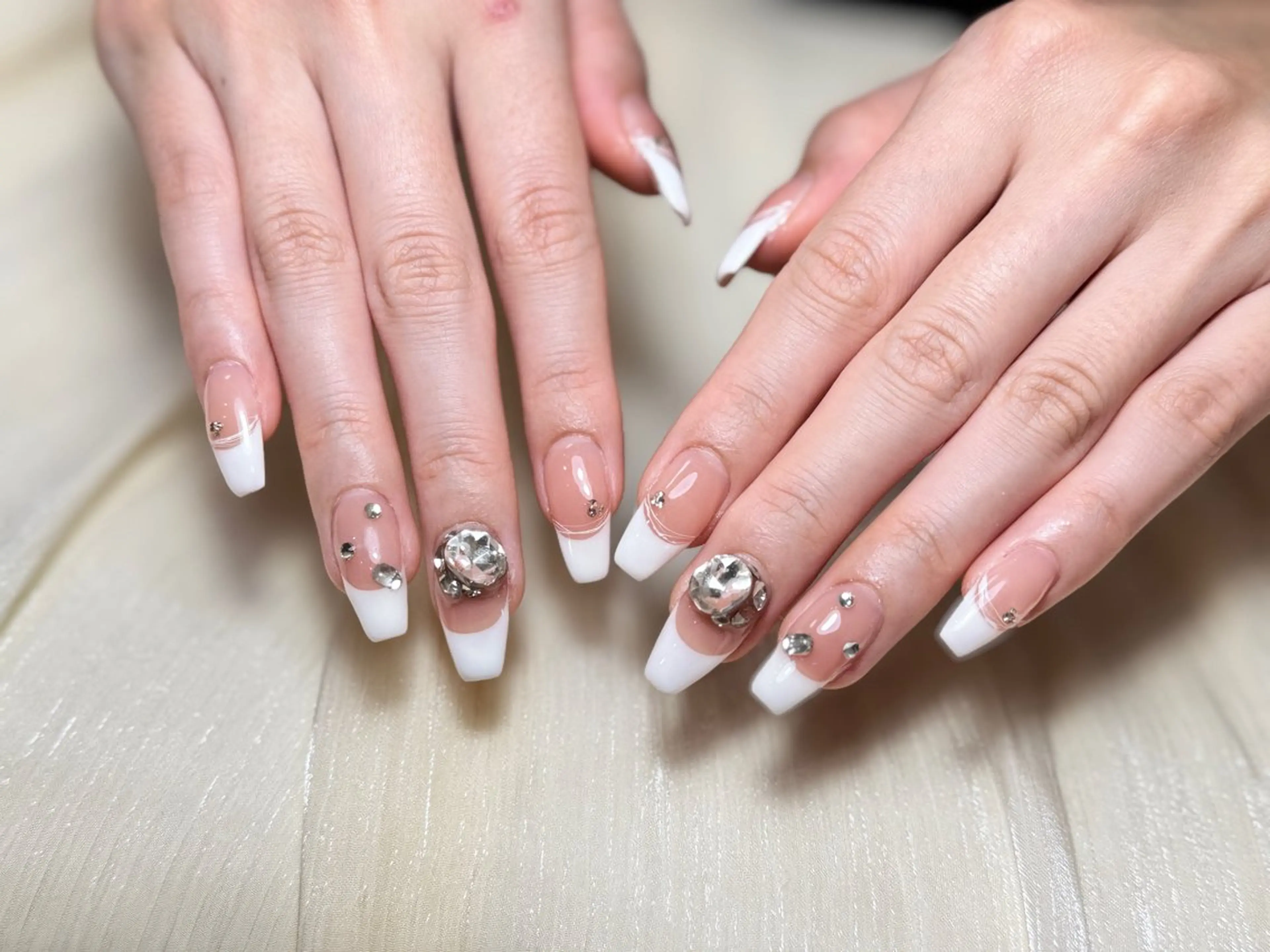 ネイル ハンドネイル ハンドケア DEMAIN- ERIのネイルデザイン