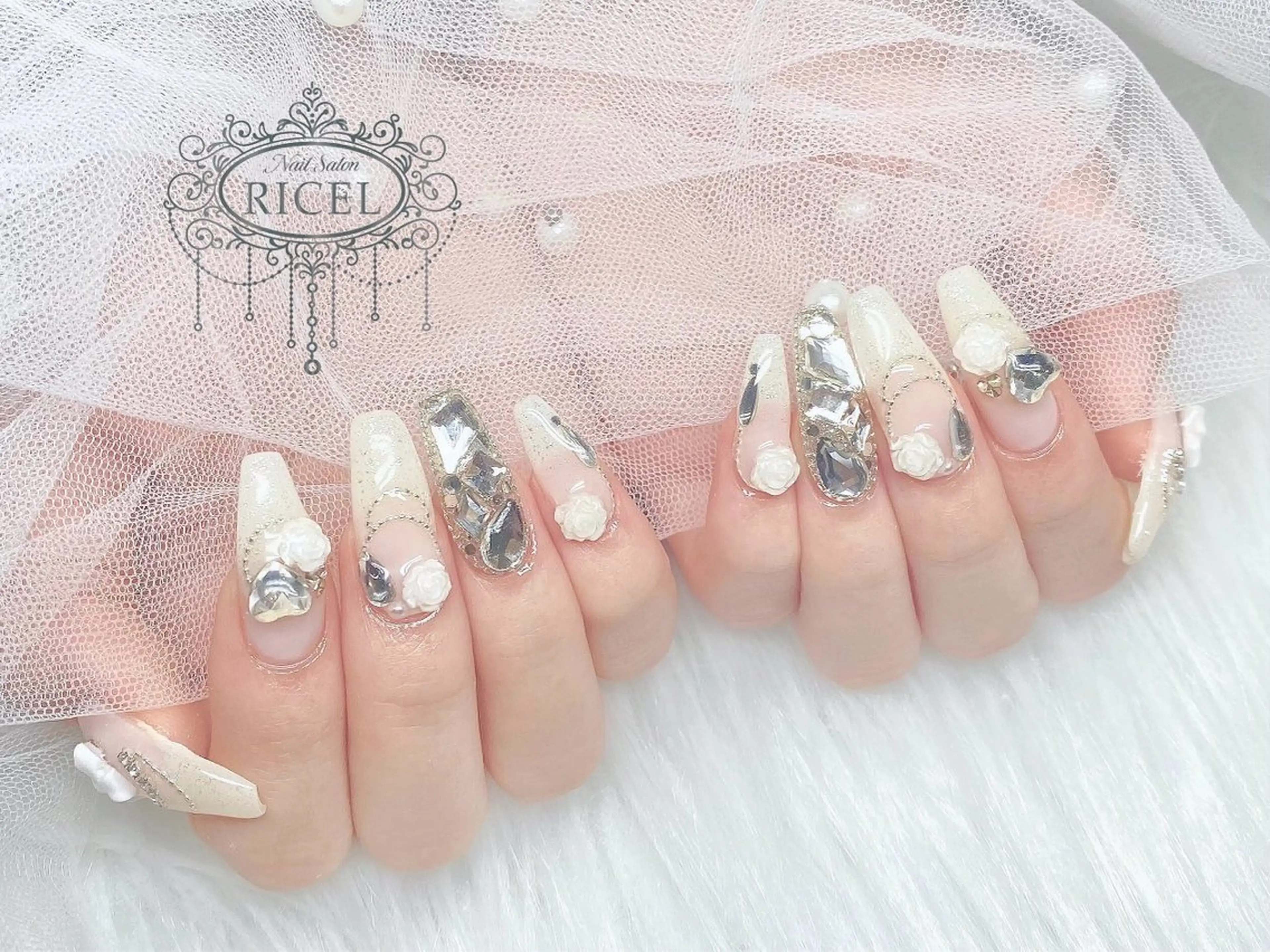 ネイル ハンドネイル NANAMI ︎︎のネイルデザイン