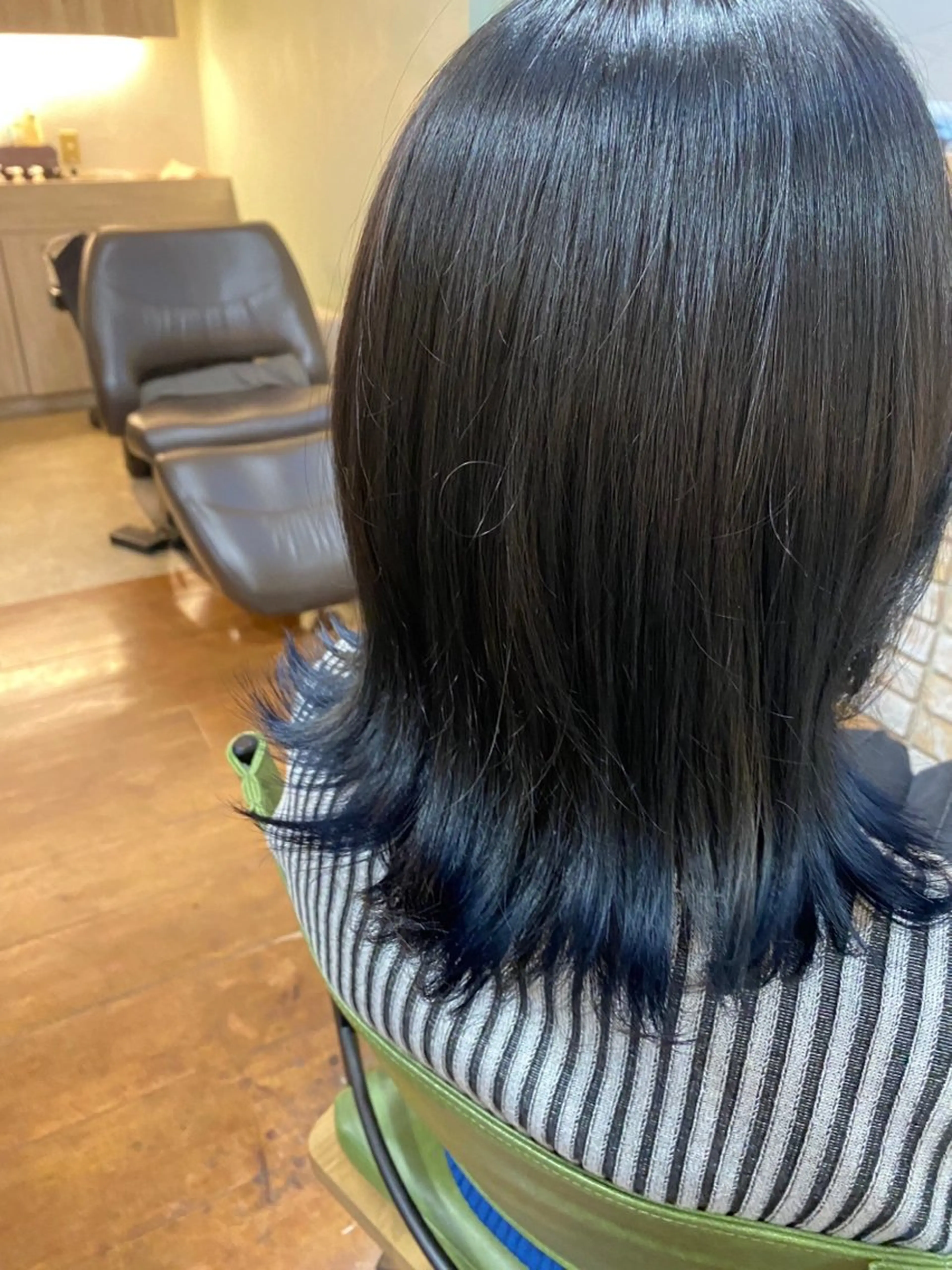 セミロング カラー ヘアカラー 馬越 優のヘアスタイル