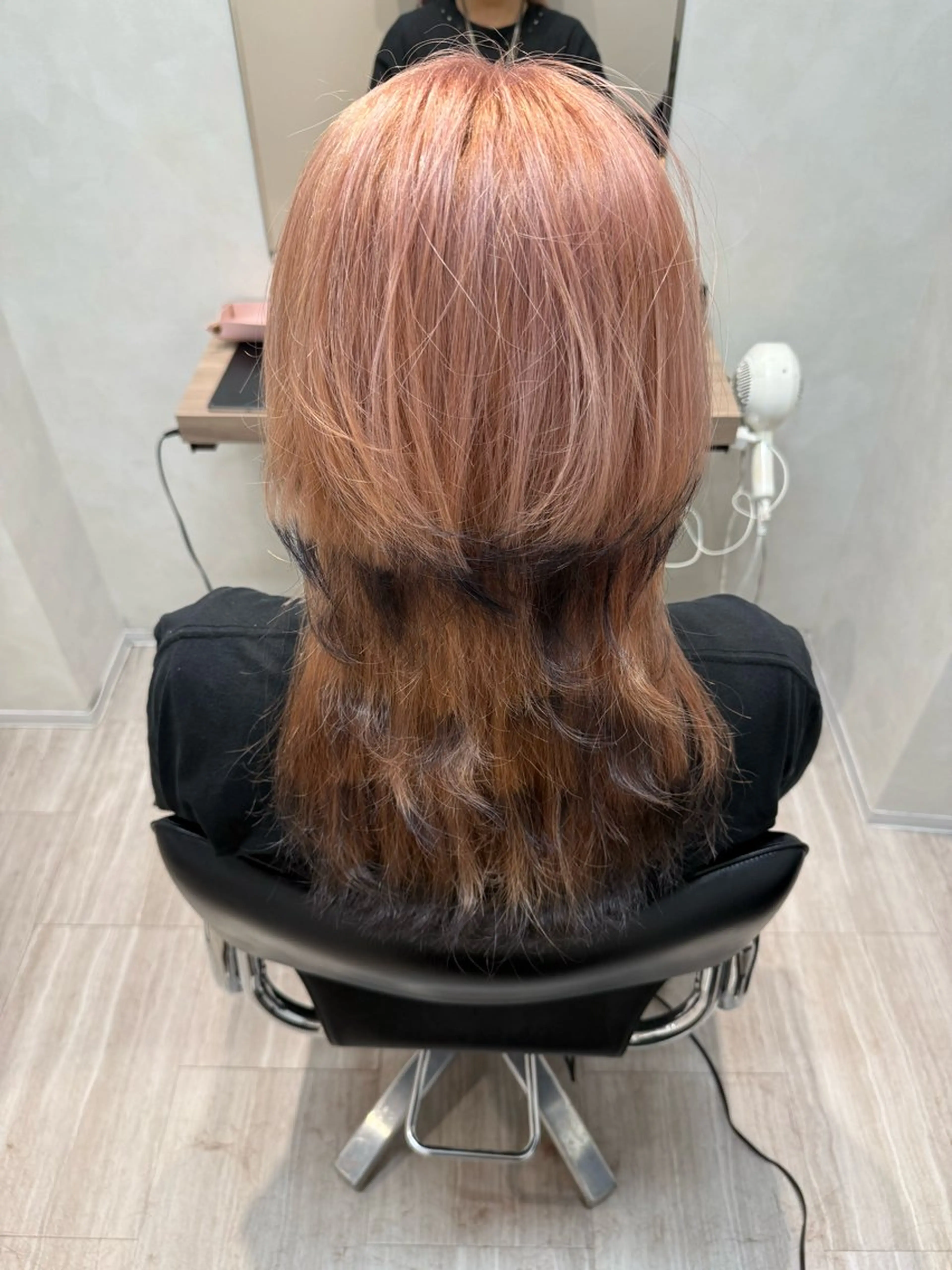 ロング メンズ マツザキ チナツのヘアスタイル