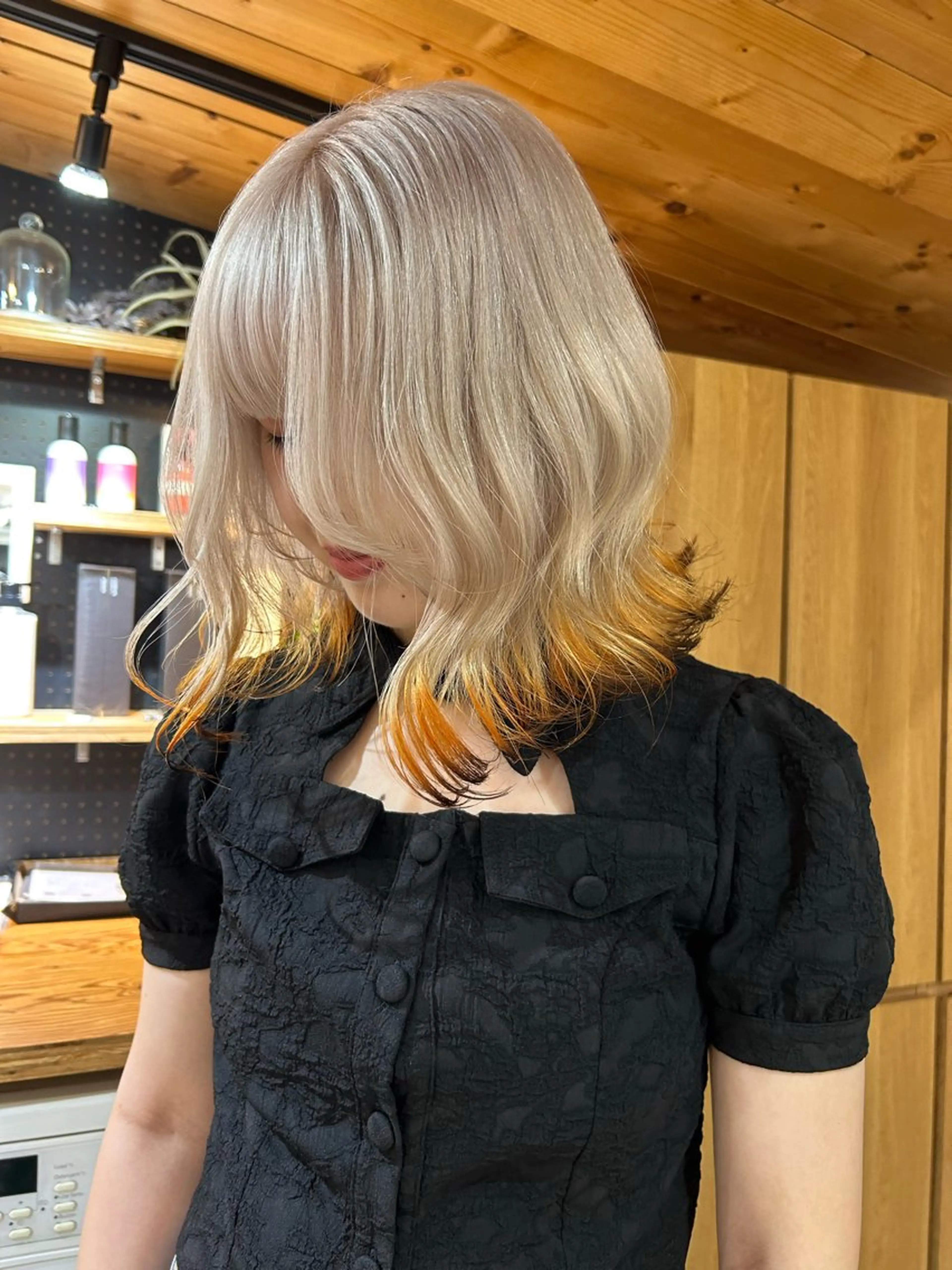🎀カット＋トリプルカラー＋裾カラー《ケアブリーチ＆ダメージ補修トリートメント付き》の写真