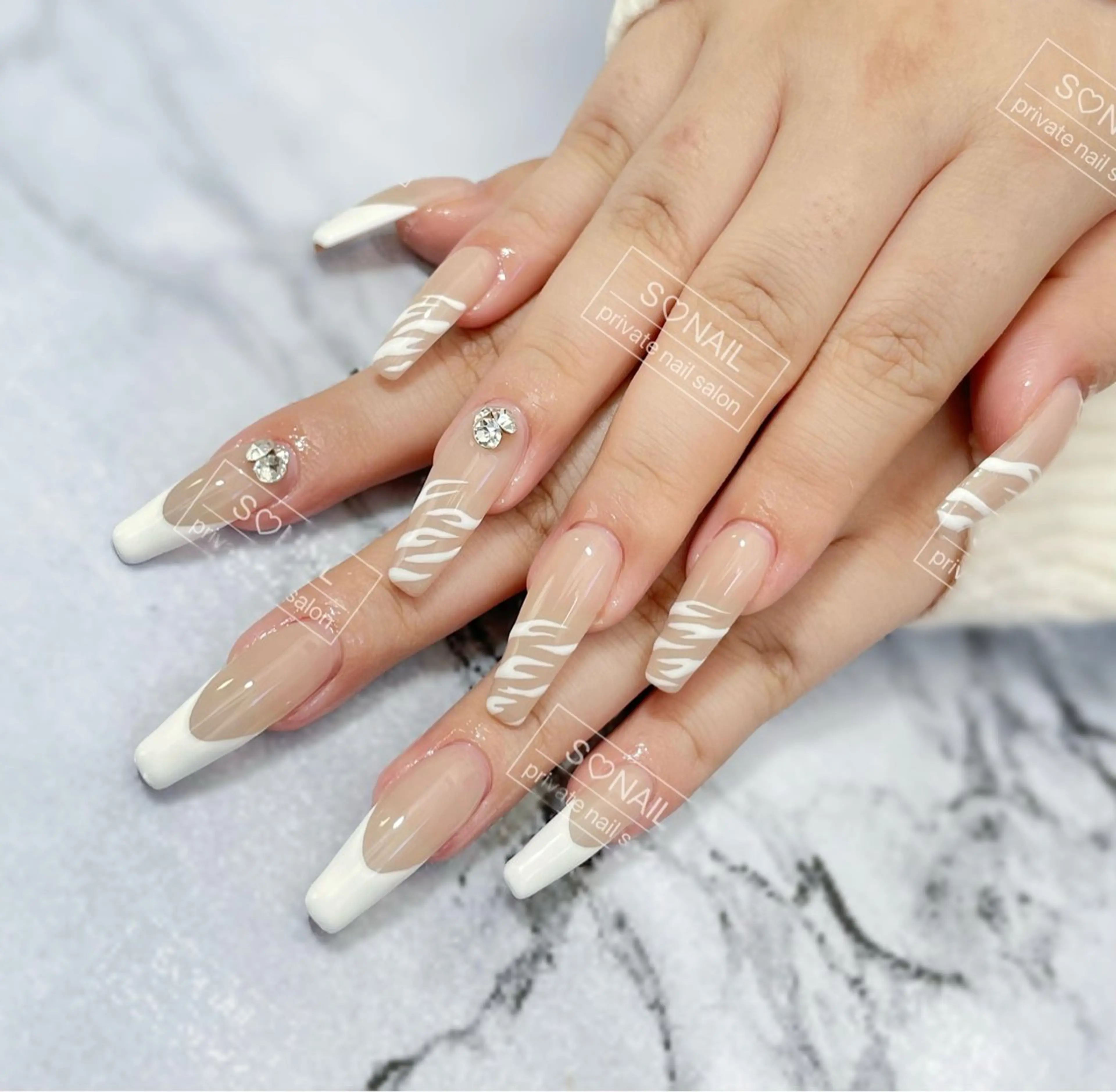 ネイル アニマル柄 ハンドネイル S♡NAIL所属・S.NAIL Suuのネイルデザイン