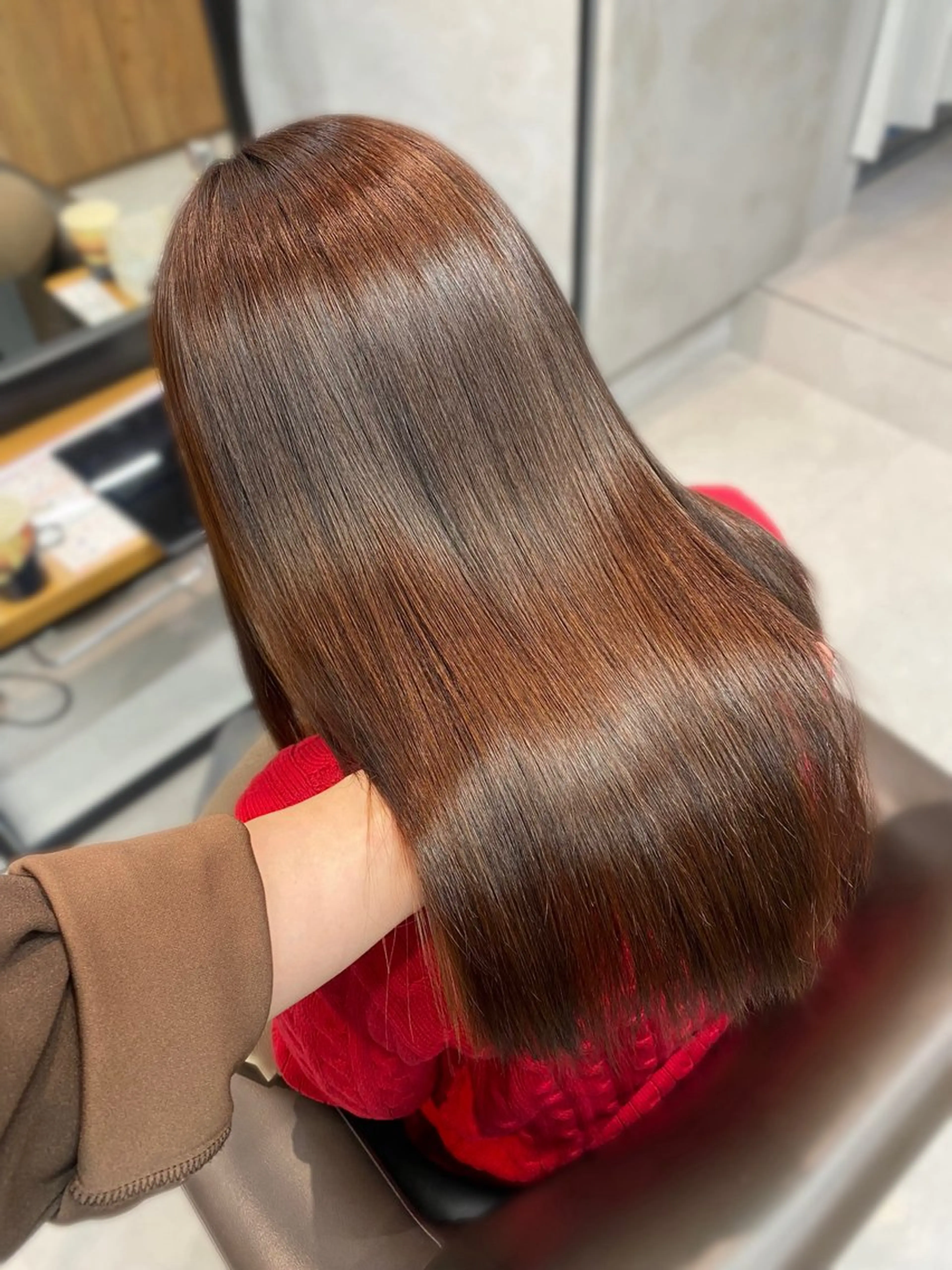 ロング カラー 髪質改善 ヘアカラー トリートメント 銀座メンズパーマ🦚 ブリーチ🌿レイヤーのヘアスタイル