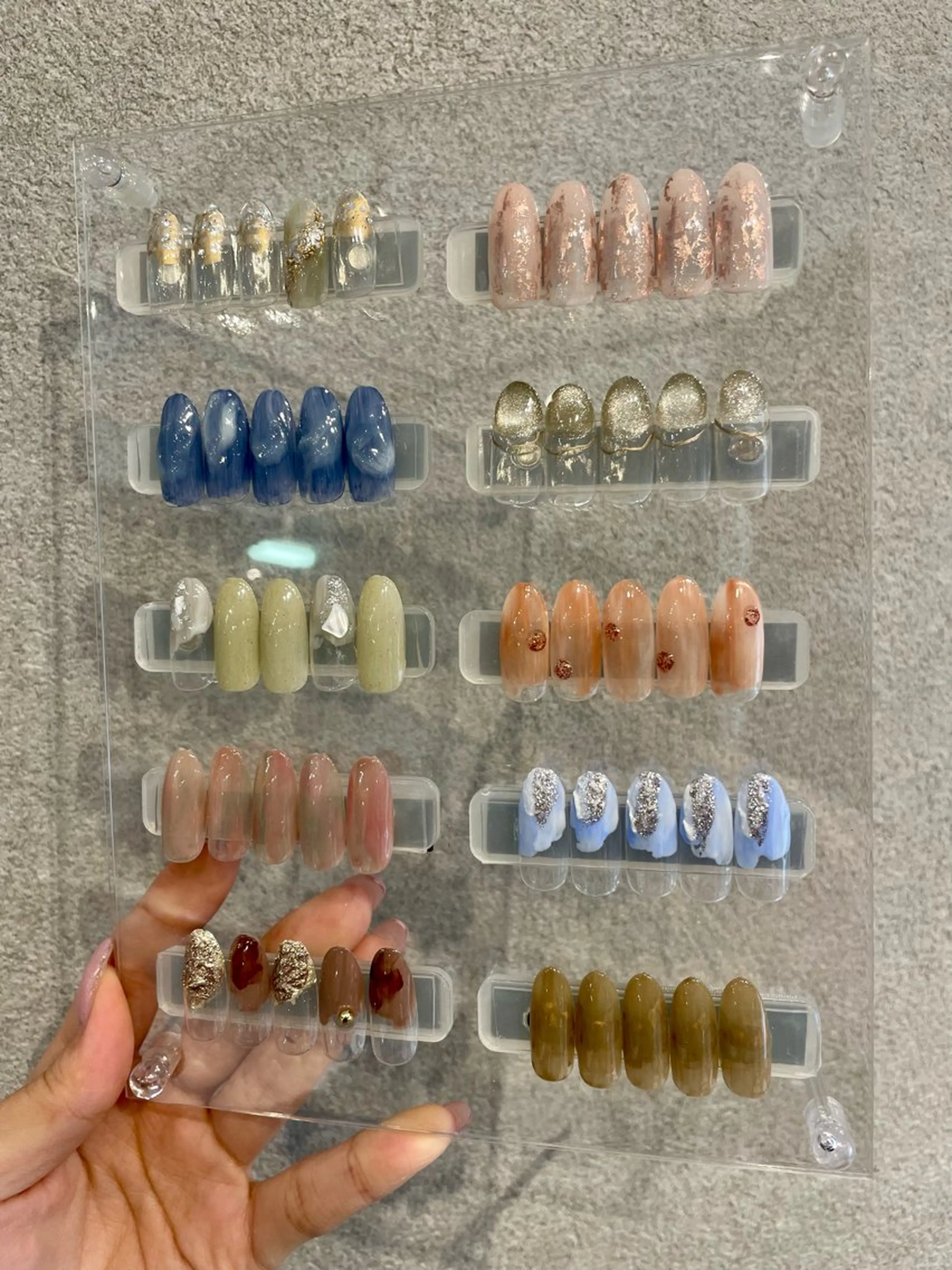 ネイル ニュアンスネイル NISHIMURA MINAMIのネイルデザイン