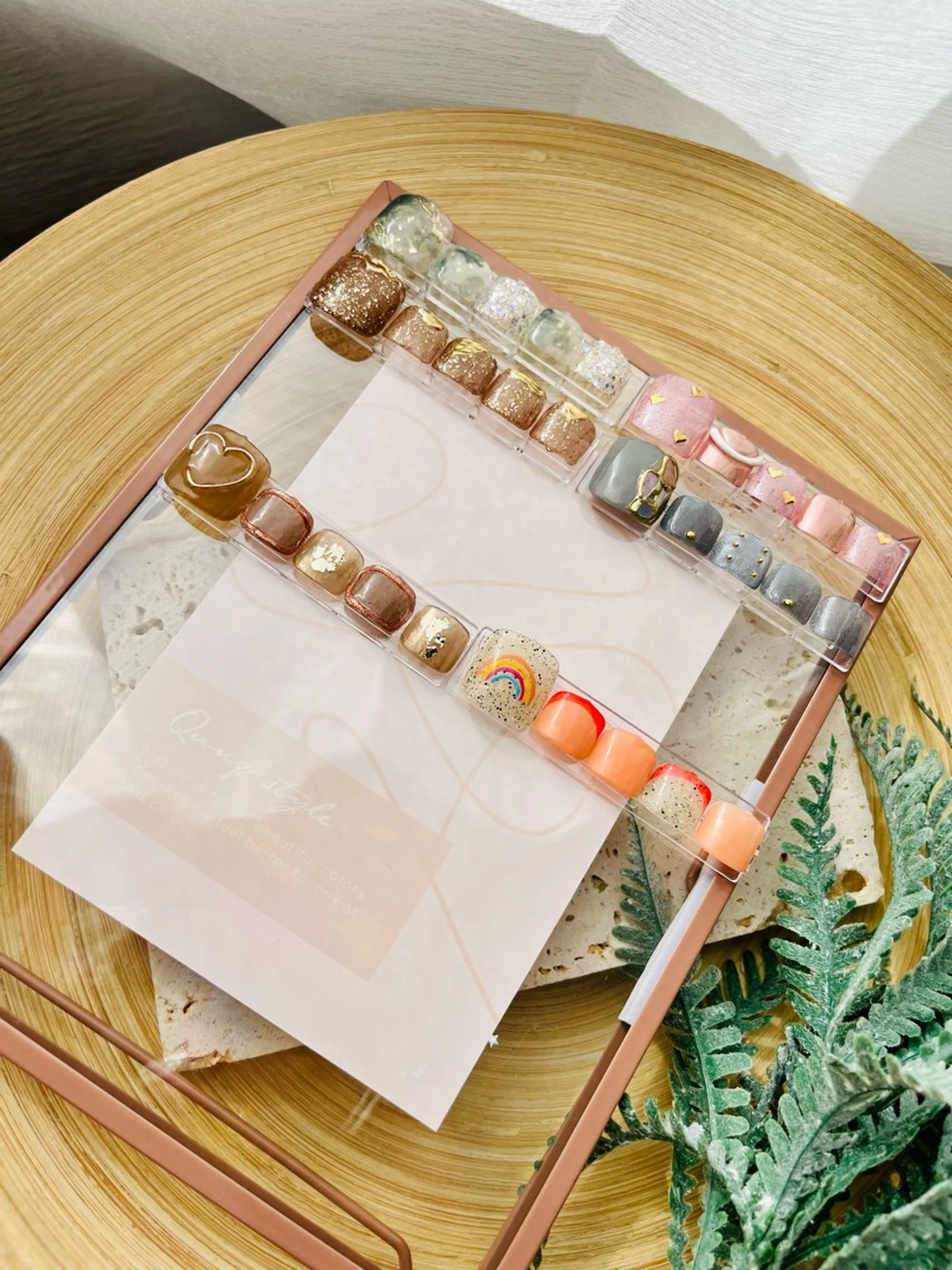 ネイル フットネイル nail room.のネイルデザイン
