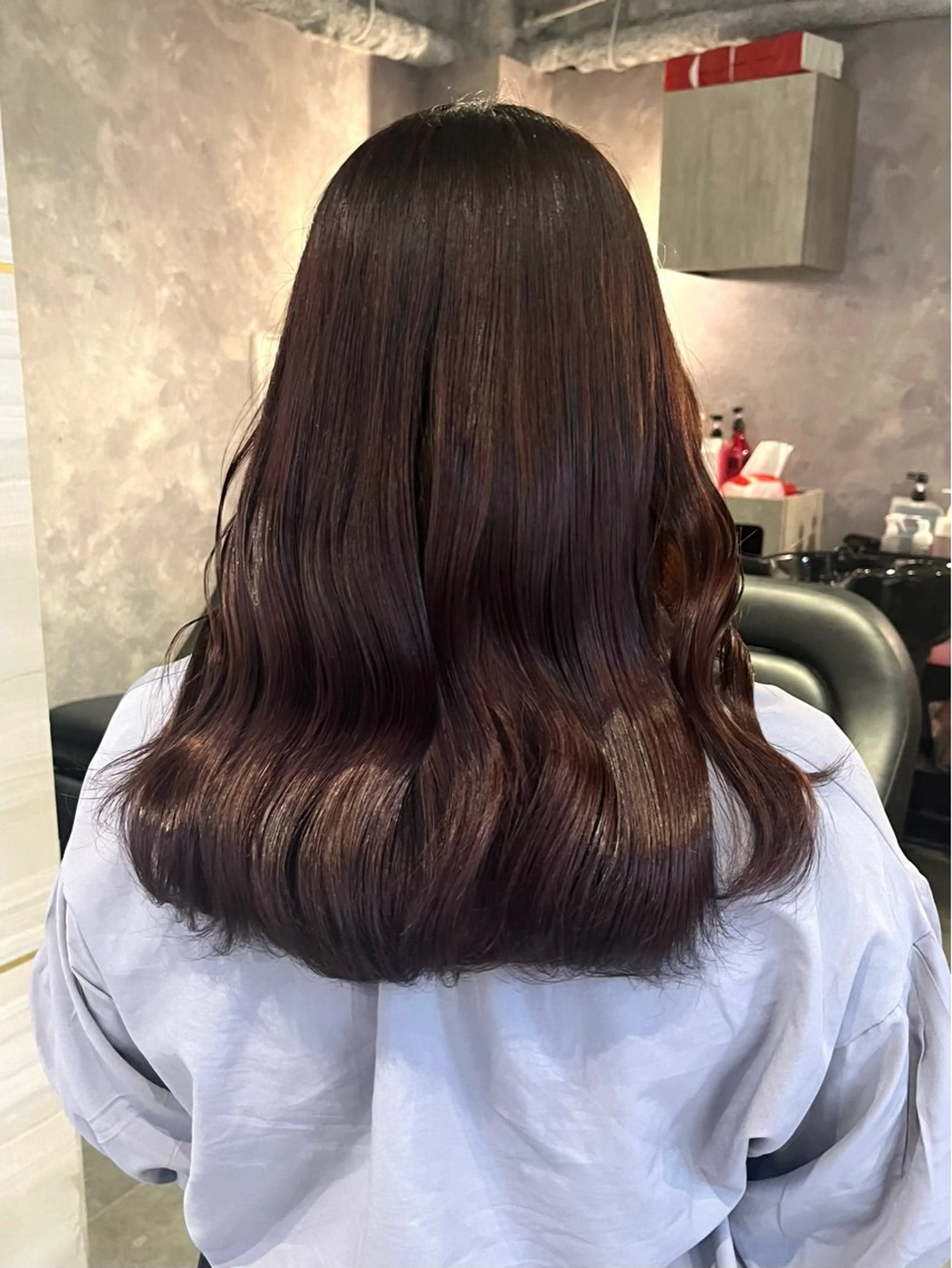 セミロング カラー ブラウンカラー レッドカラー レッドブラウン elubylovis mana💜のヘアスタイル