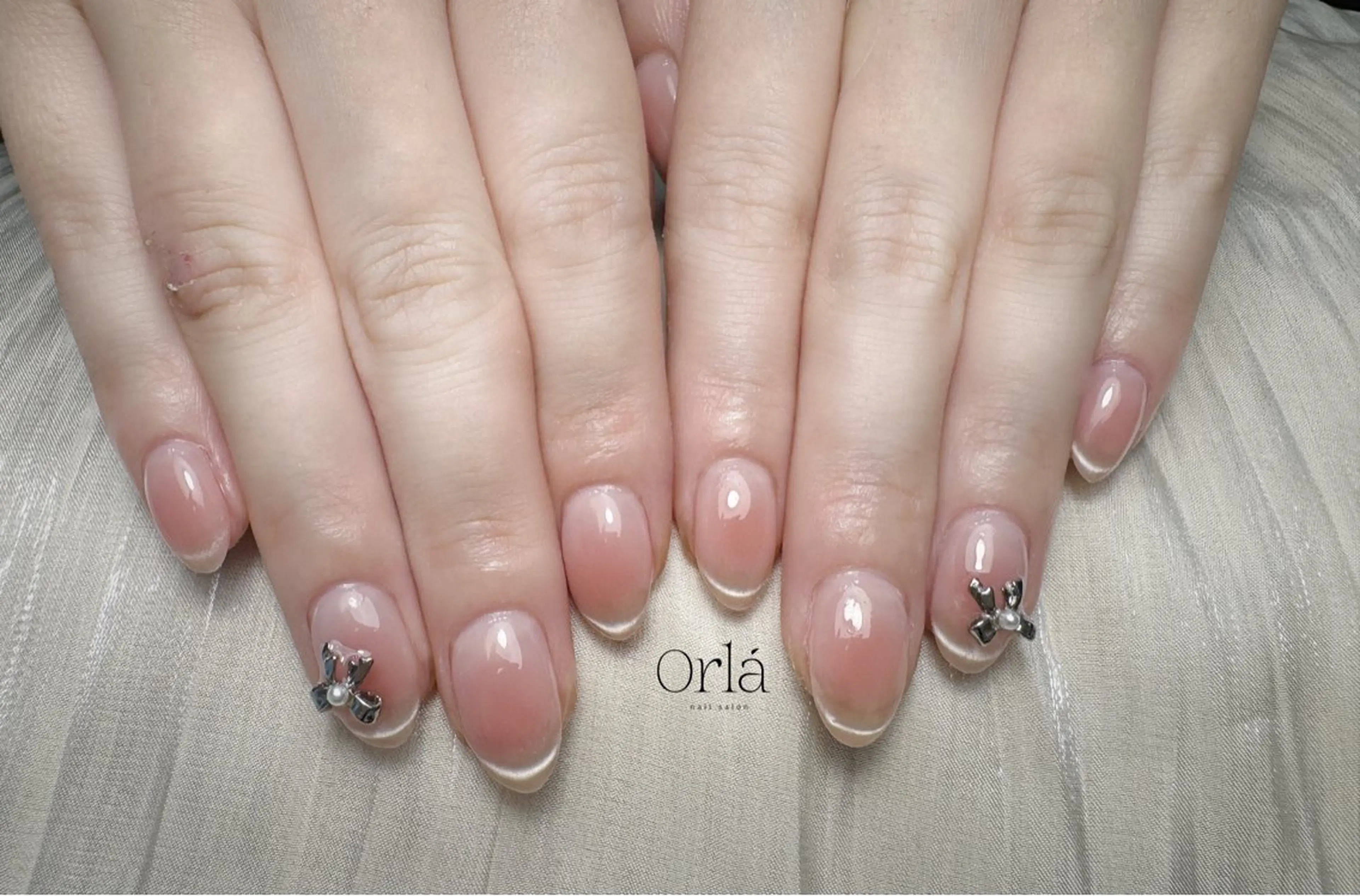 カラー ハンドネイル Orla nail salonのネイルデザイン
