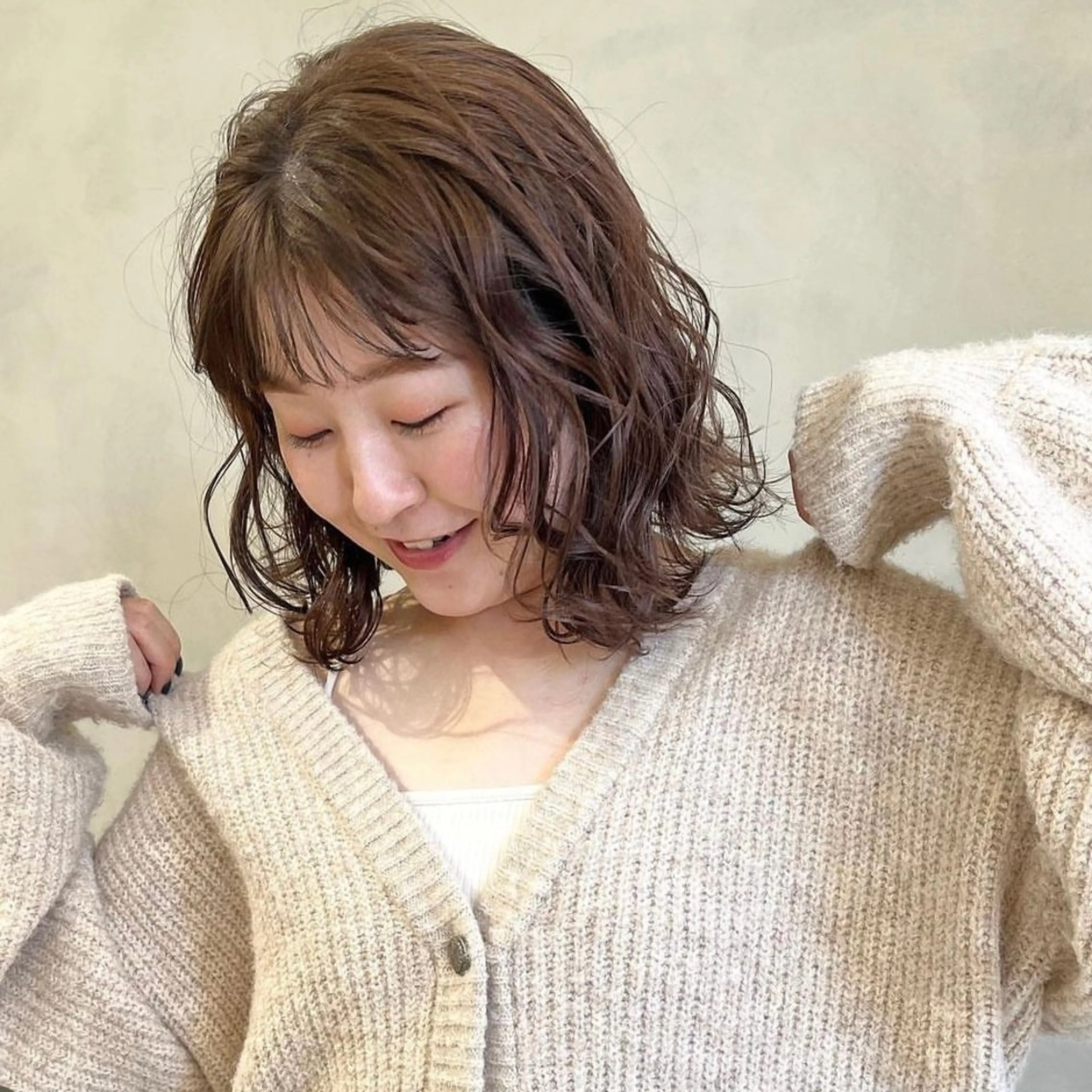 ミディアム カラー ベージュカラー ブリーチ ブリーチなしカラー ヘアカラー オリーブベージュ/ ブリーチなし透明感のヘアスタイル