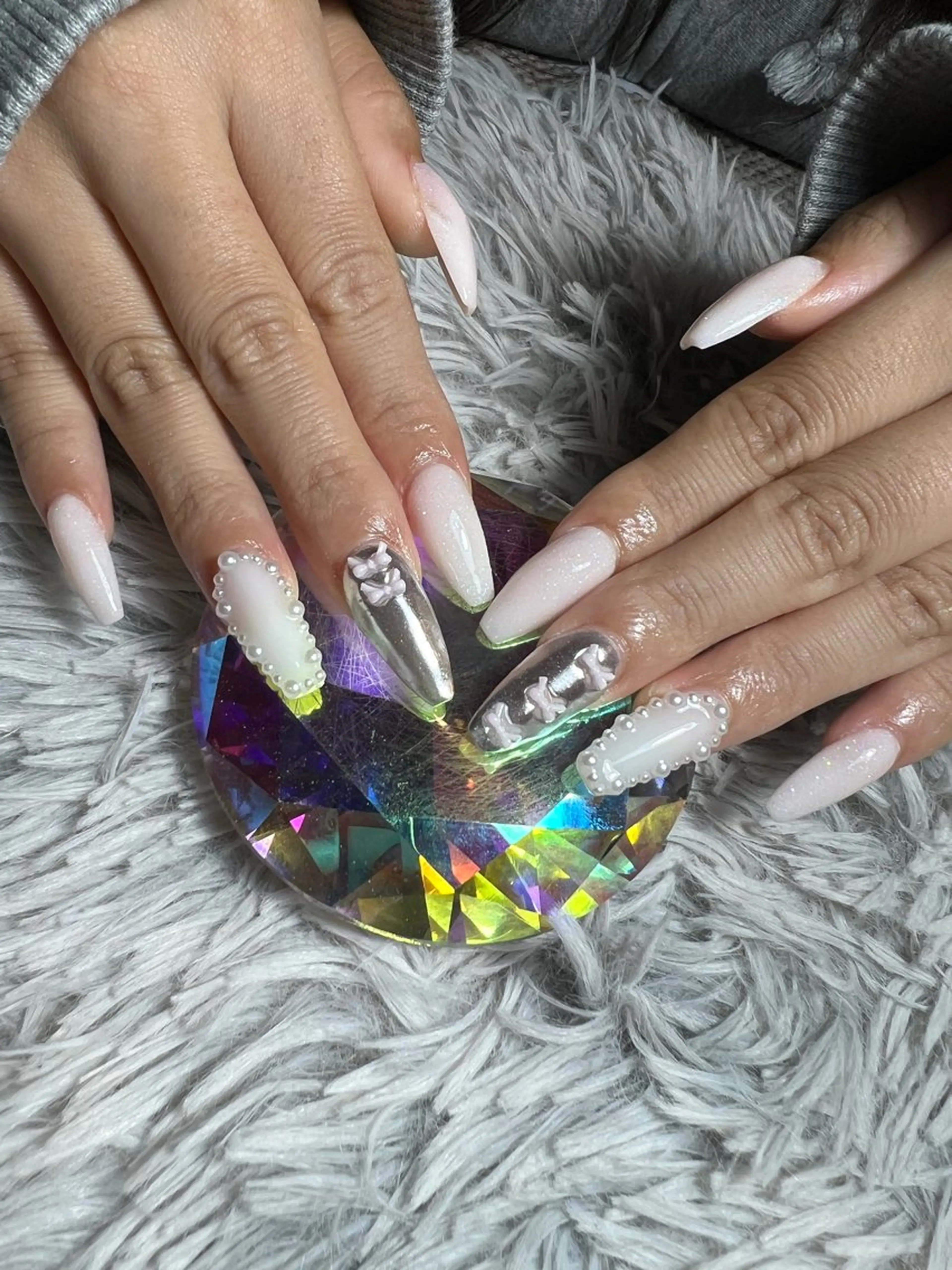 ネイル ミラーネイル スカルプネイル ハンドネイル シェヌネイル JURAのネイルデザイン