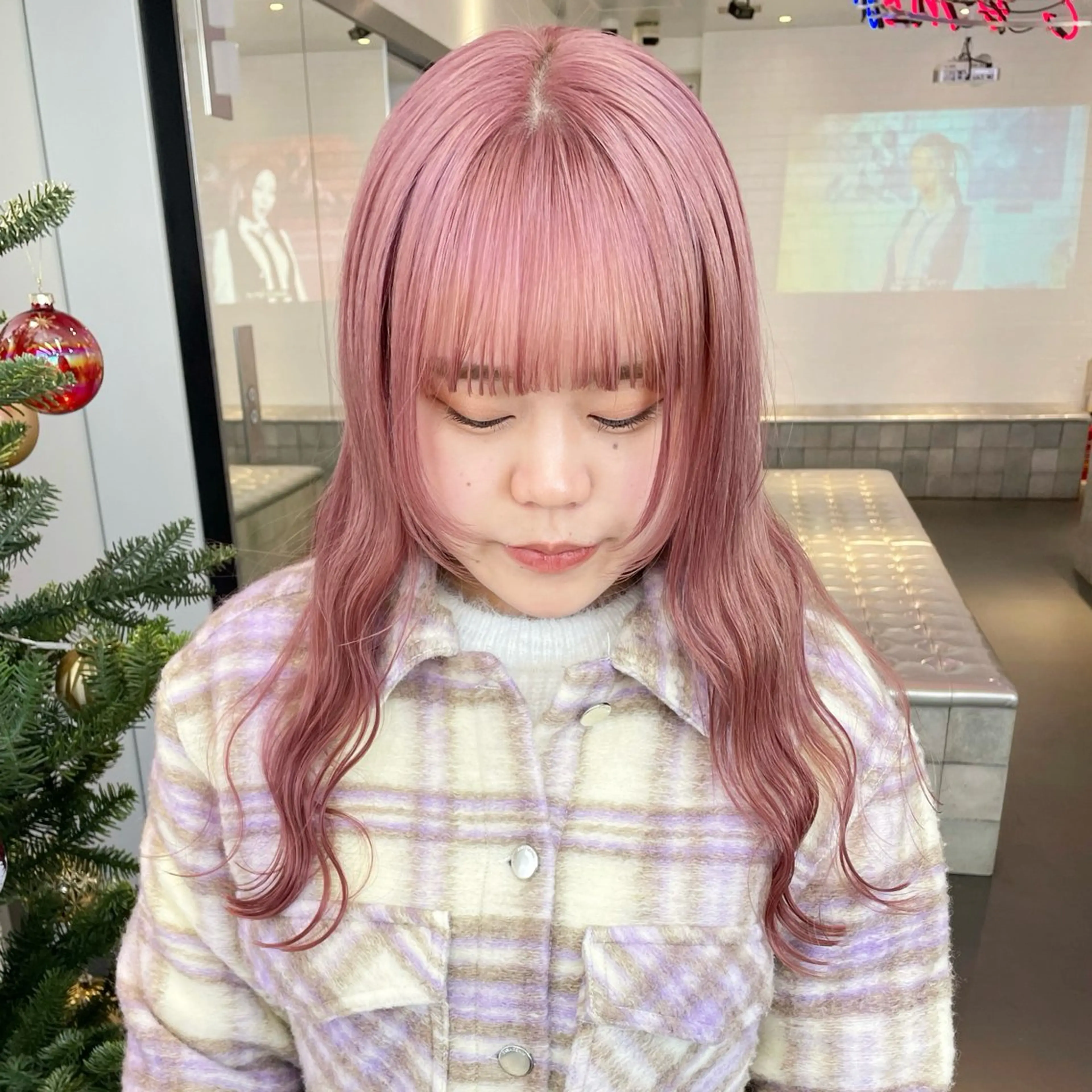 ロング カラー メンズ ピンクカラー カット ヘアカラー トリートメント ボブ×柔らかいカラー 🩰misaki𓍼のヘアスタイル