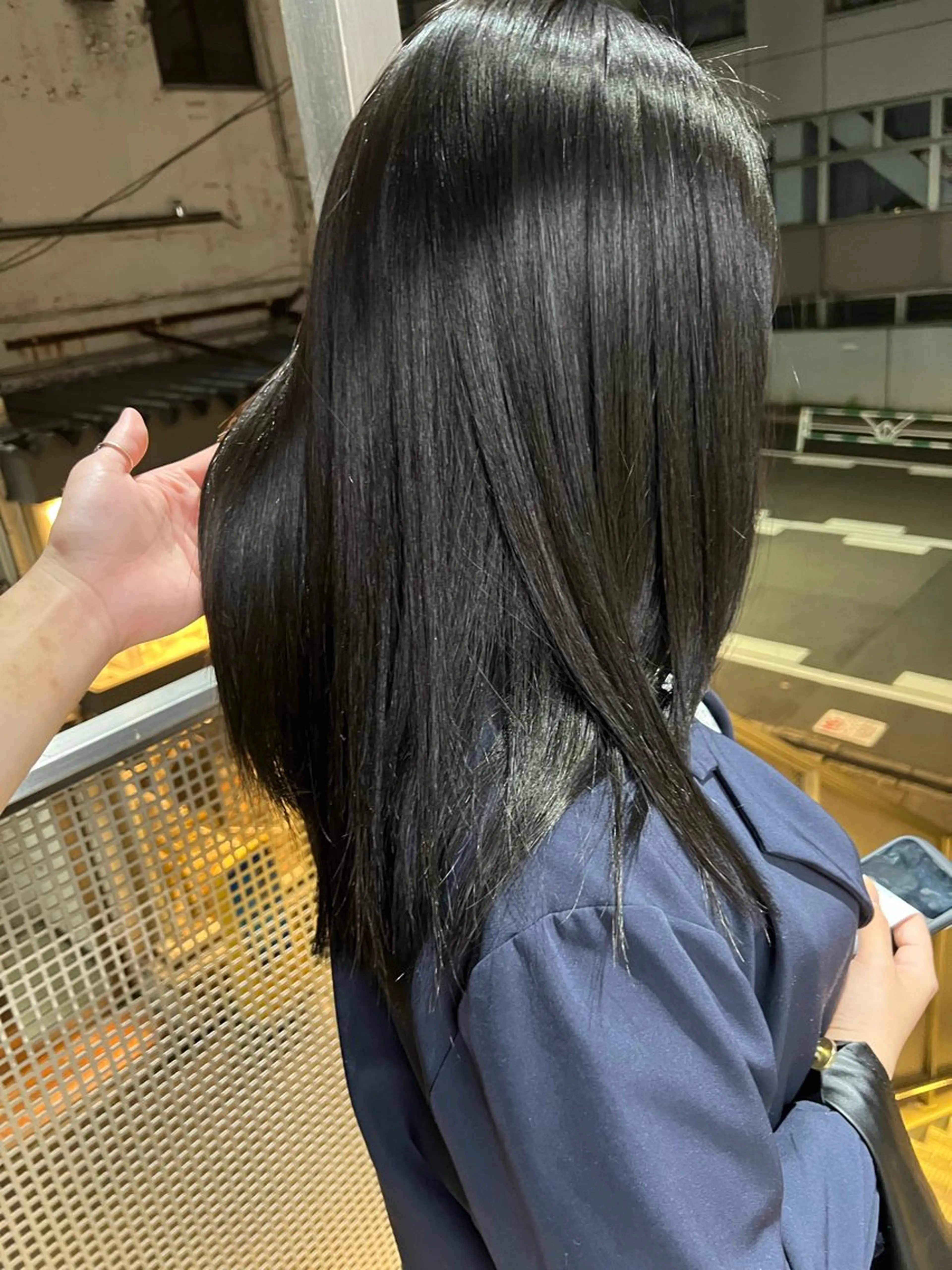 ミディアム カット ヘアカラー 【YUTO】確実に 髪を綺麗にするプロ。のヘアスタイル