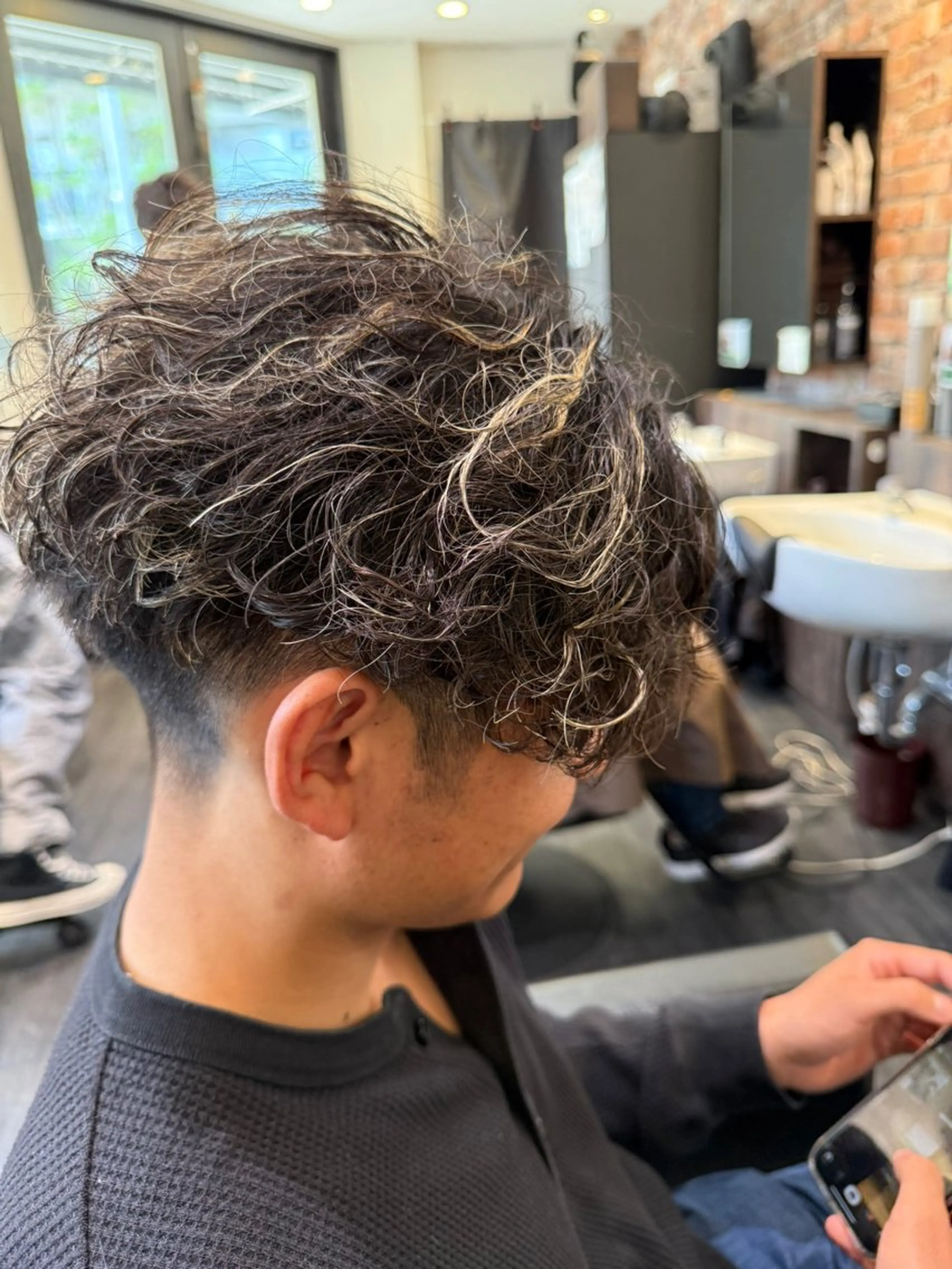 カラー パーマ メンズ センターパート メンズメッシュ メッシュ Love＆Hair DIVE所属・大阪美容師/ 山元天翔のヘアスタイル