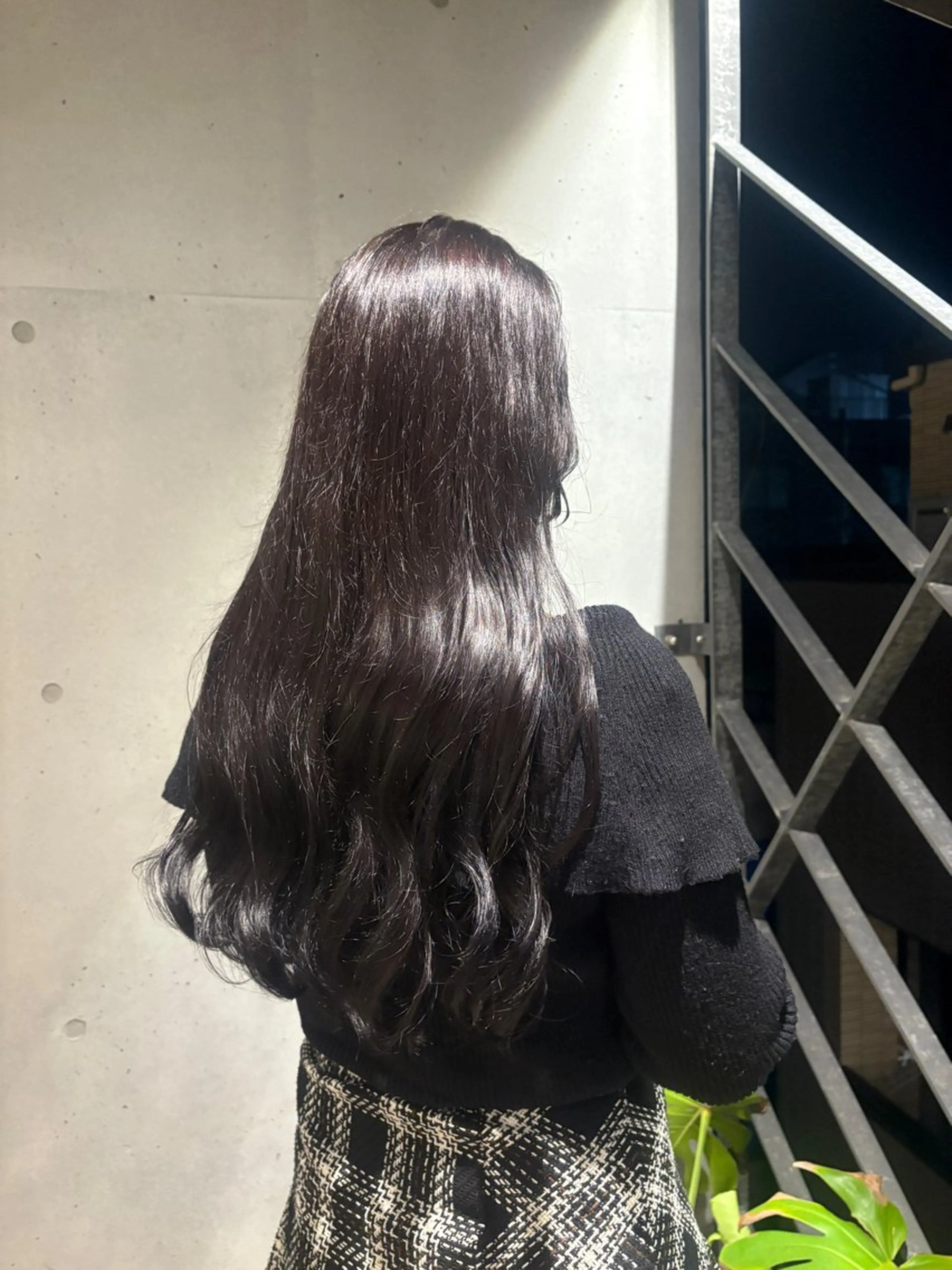 ロング カラー うい🪽 似合わせ透け感カラーのヘアスタイル