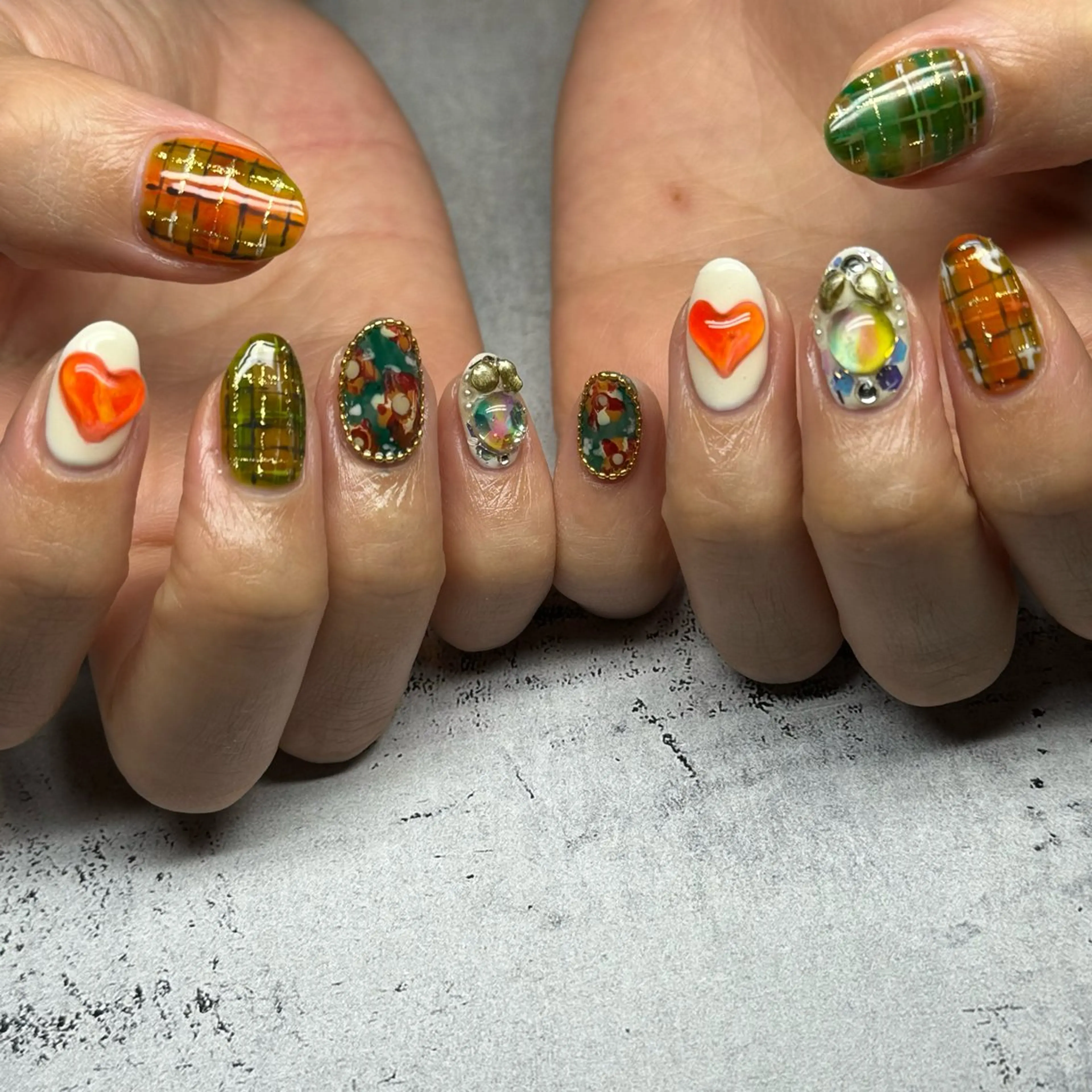 ネイル ニュアンスネイル ハンドネイル 𝐫𝐚𝐢 𝐧𝐚𝐢𝐥のネイルデザイン