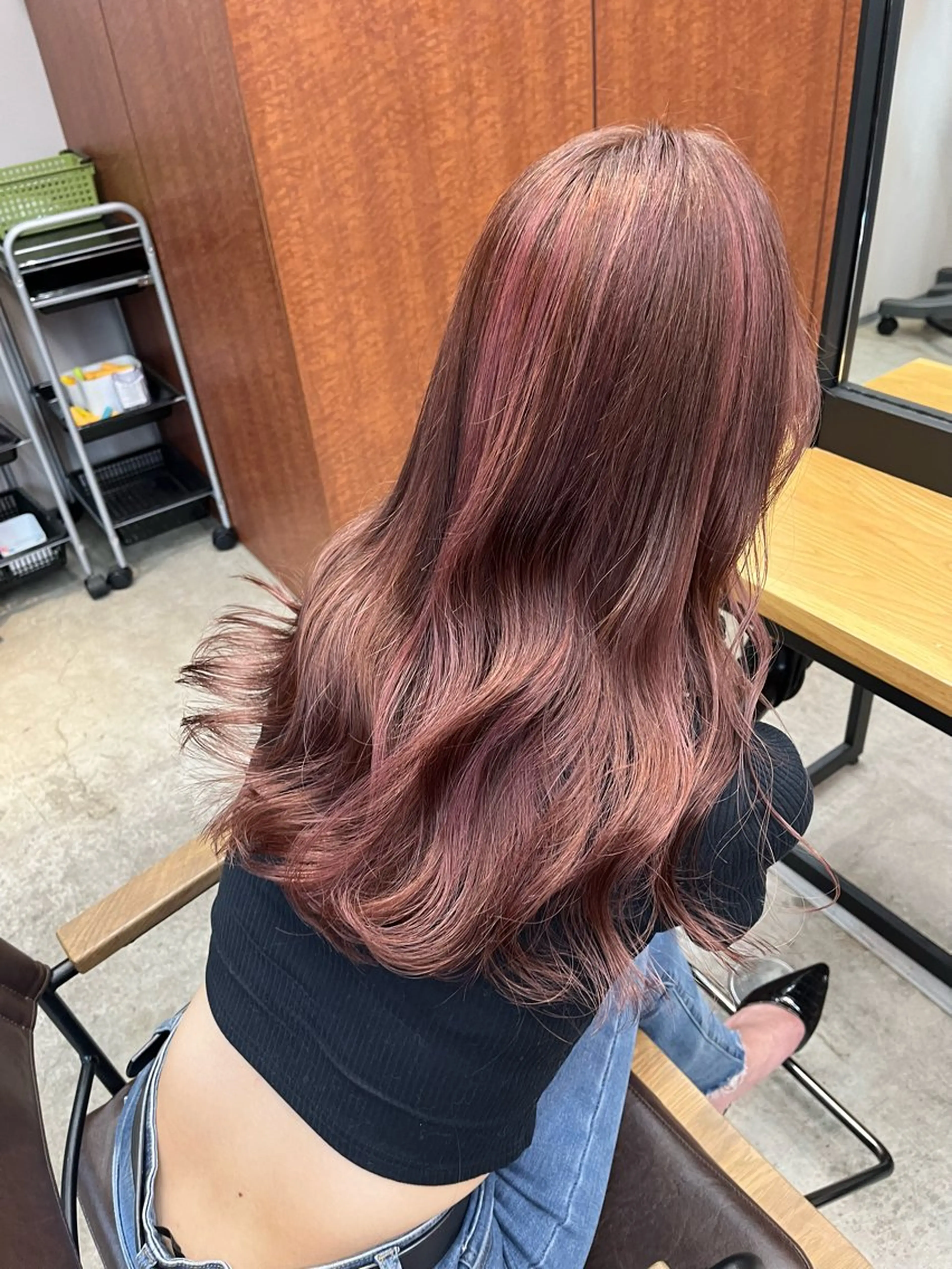 セミロング カラー ブリーチ ハイライトカラー ピンクカラー ハイライト カット ヘアカラー トリートメント 🩷ハイトーン透明感 レイヤー🩷ユリカのヘアスタイル