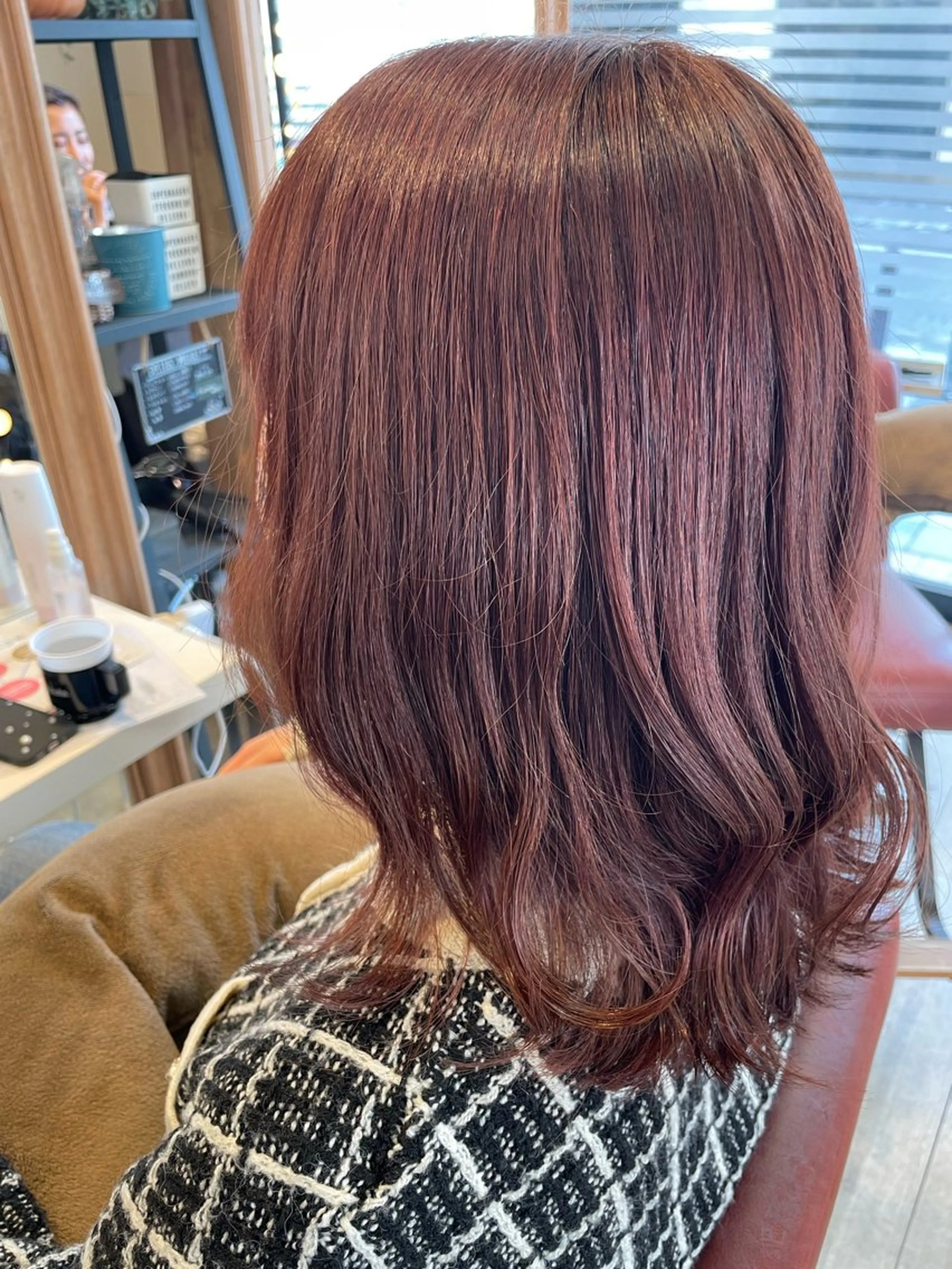 ミディアム カラー ピンクカラー カット ヘアカラー ✨横須賀髪質改善✨️ 加藤 百音のヘアスタイル