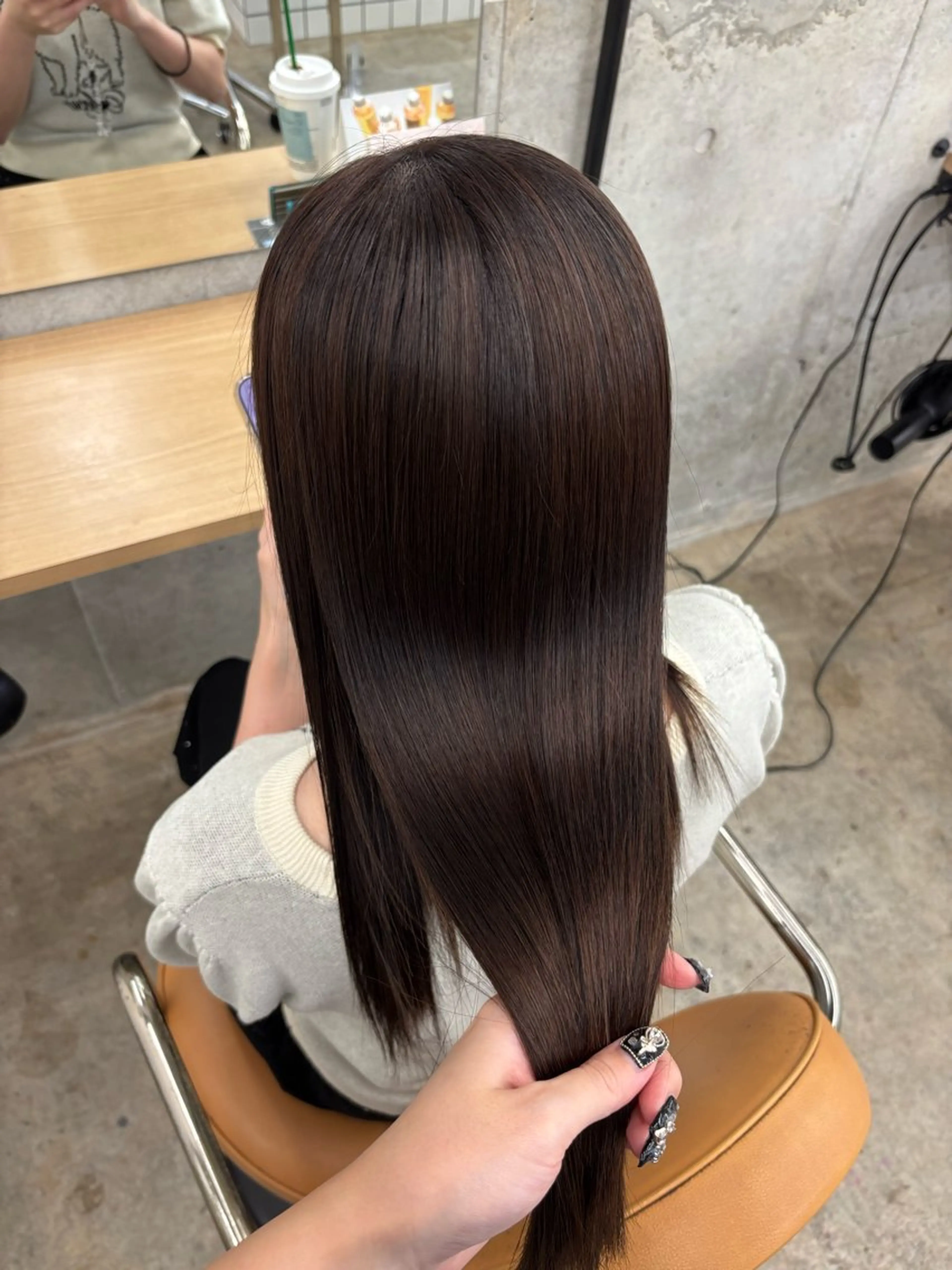 ロング 髪質改善 韓国風ヘア 縮毛矯正 トリートメント ダメージレス艶カラー MISAKI🦋のヘアスタイル