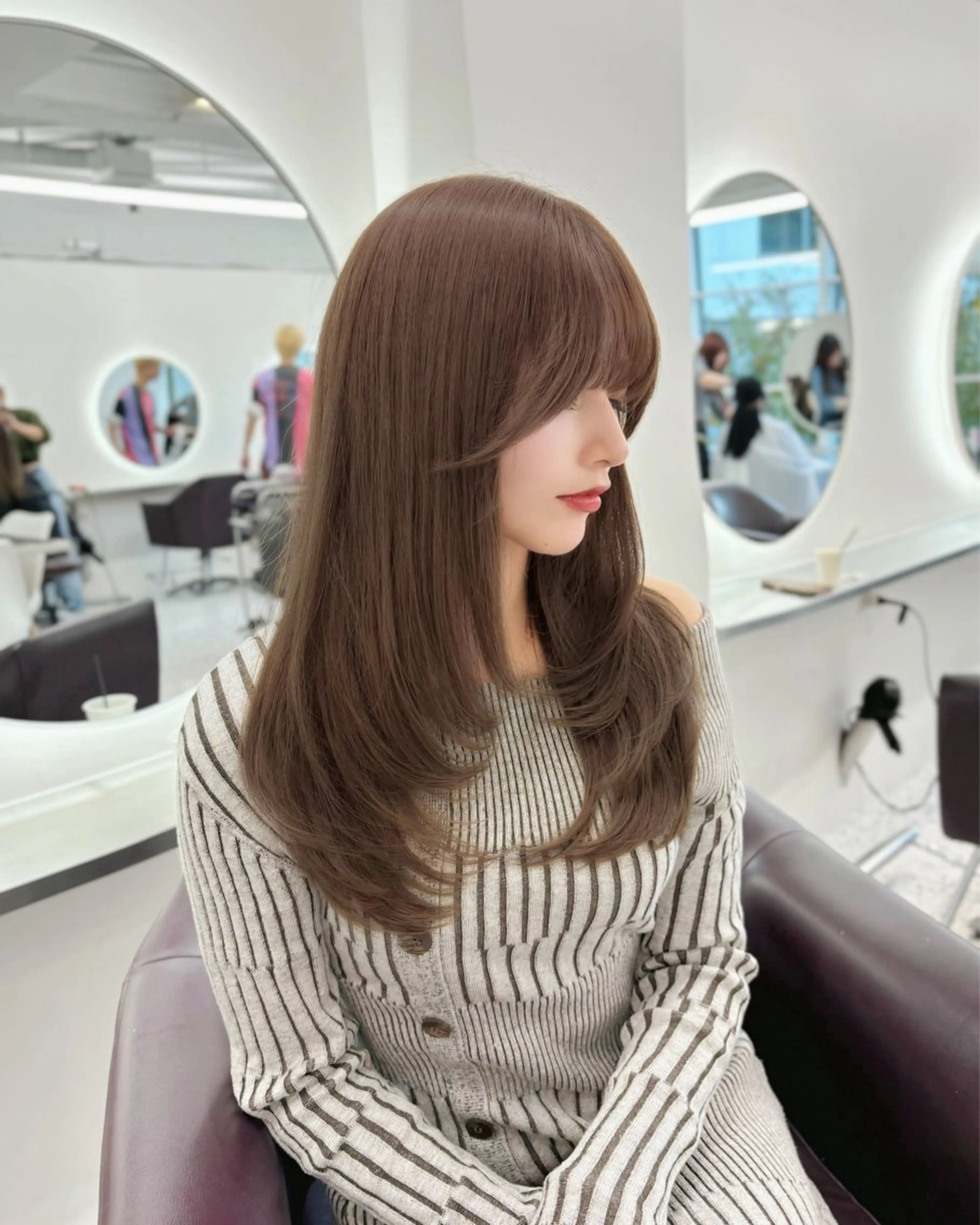 ロング カラー パーマ ヘアアレンジ グレージュ ヘーゼル 顔周りカット カット ヘアカラー トリートメント 🌸グレージュ/ ベージュ🌸yutaのヘアスタイル