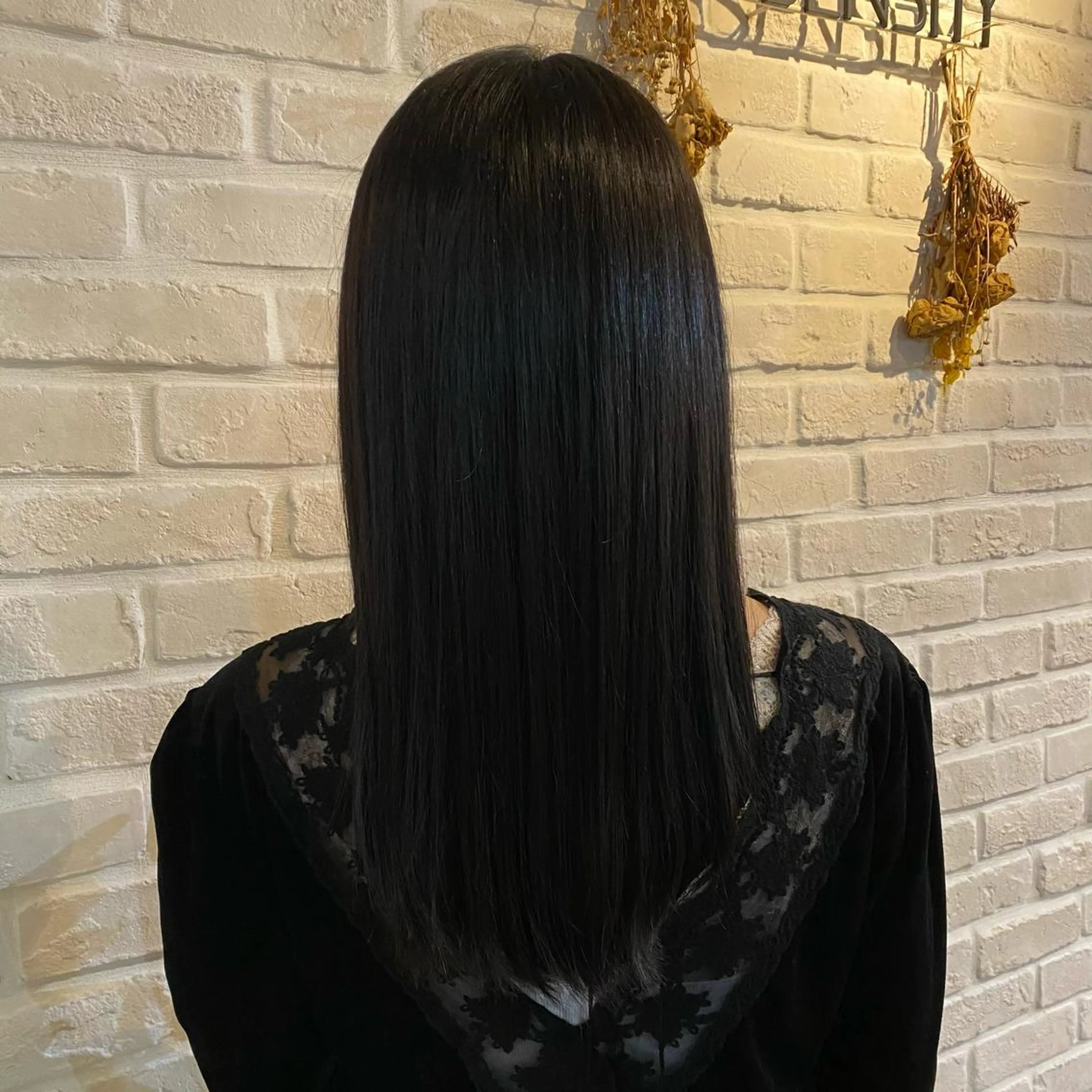 ミディアム Eri .のヘアスタイル