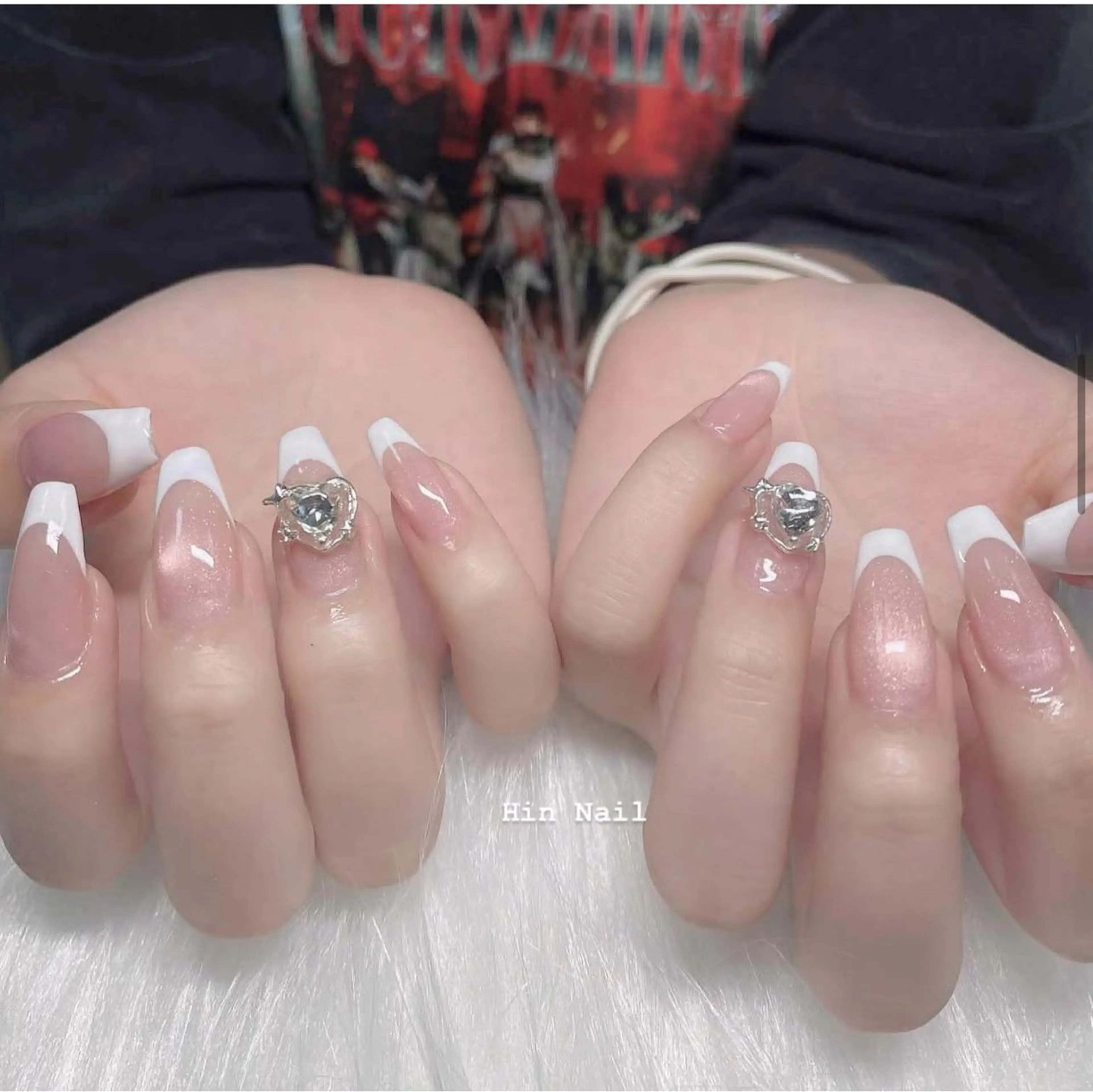 ネイル マグネットネイル ハンドネイル HIN NAILのネイルデザイン