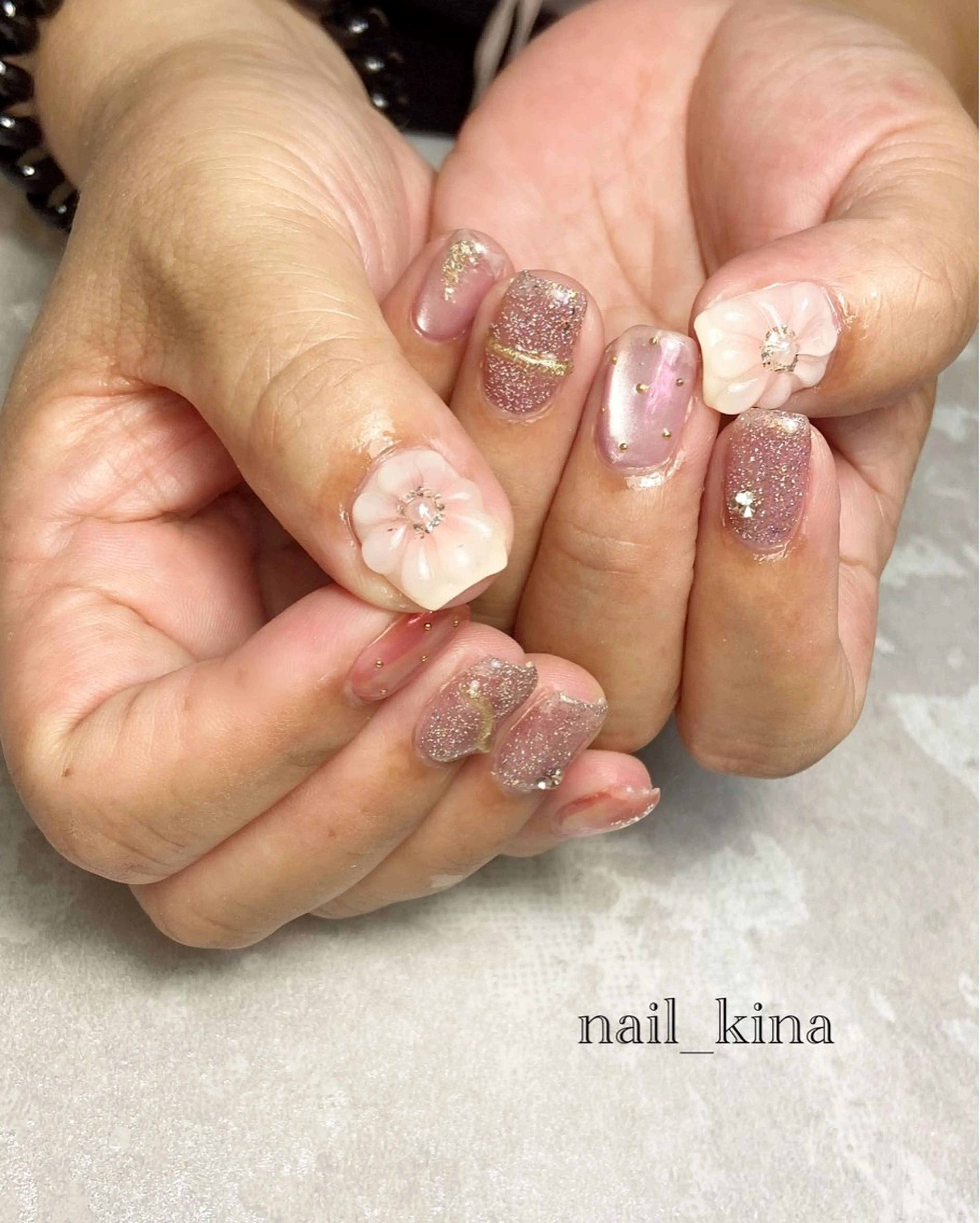 ネイル フラワーネイル ピンク ぷっくりネイル ハンドネイル nail_ kinaのネイルデザイン