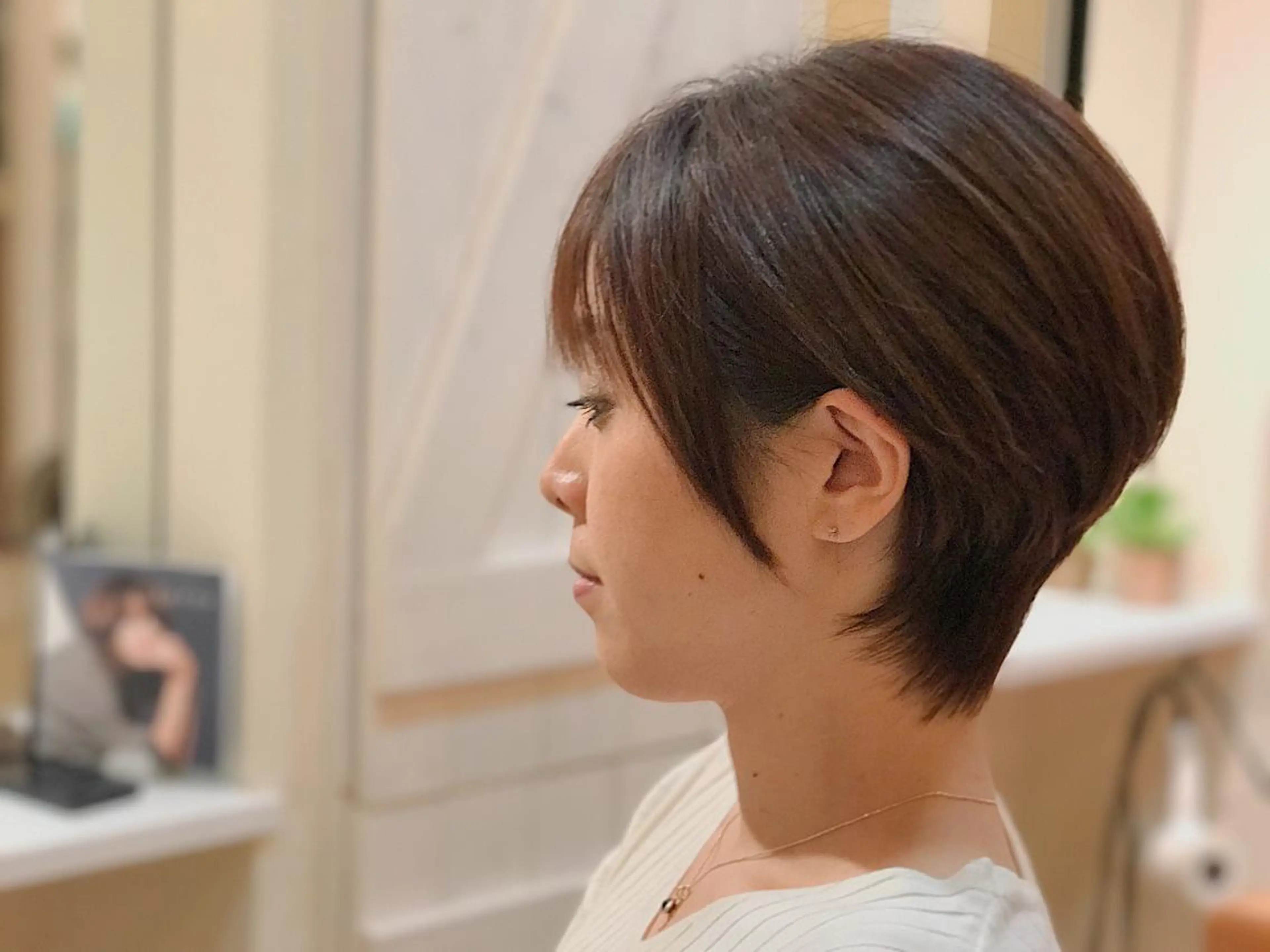 ショート ショートヘア 小顔カット Lond enikaのヘアスタイル