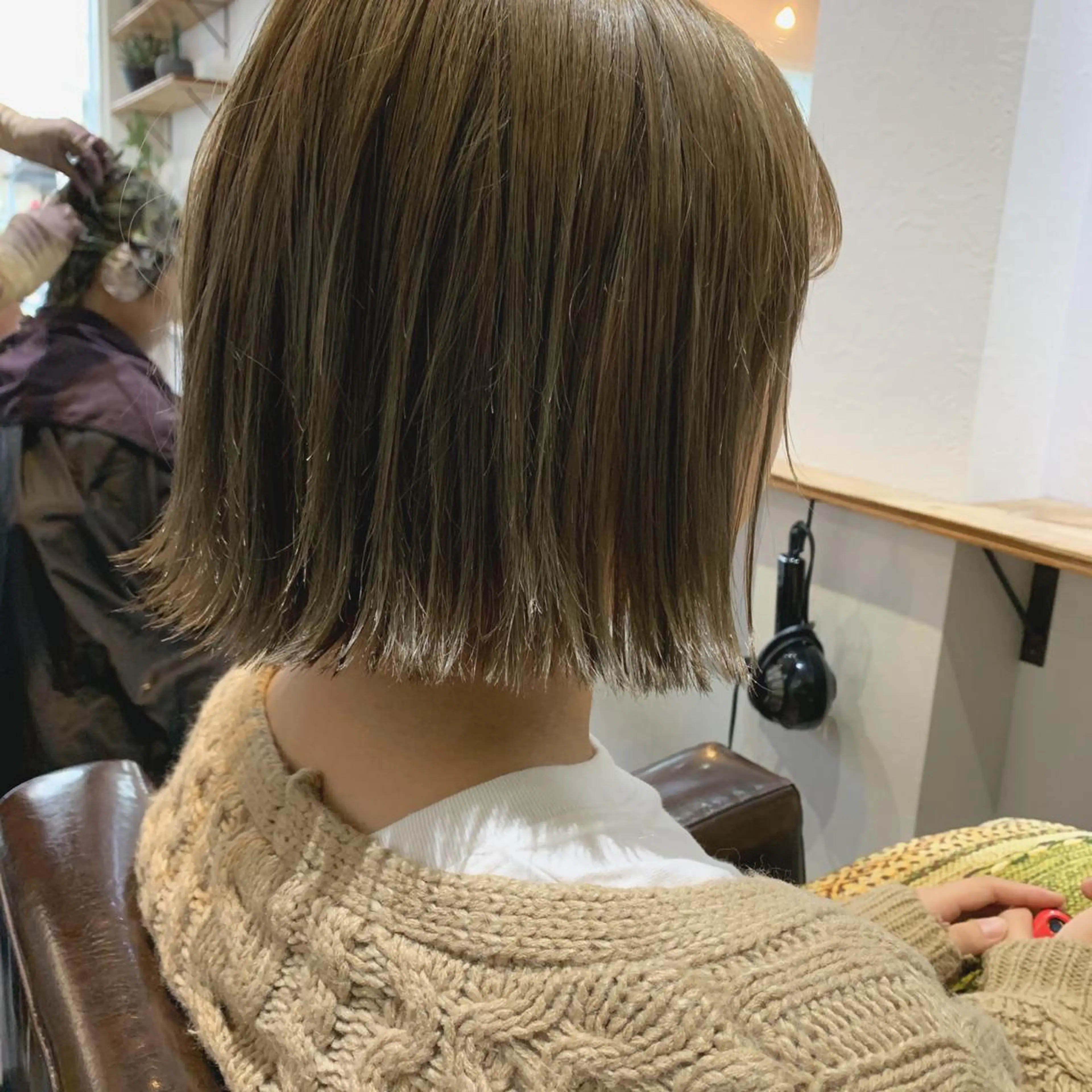 ショート カラー ベージュカラー ヘアカラー トリートメント パーマ/透明感カラー /ボブ/吉田一生のヘアスタイル