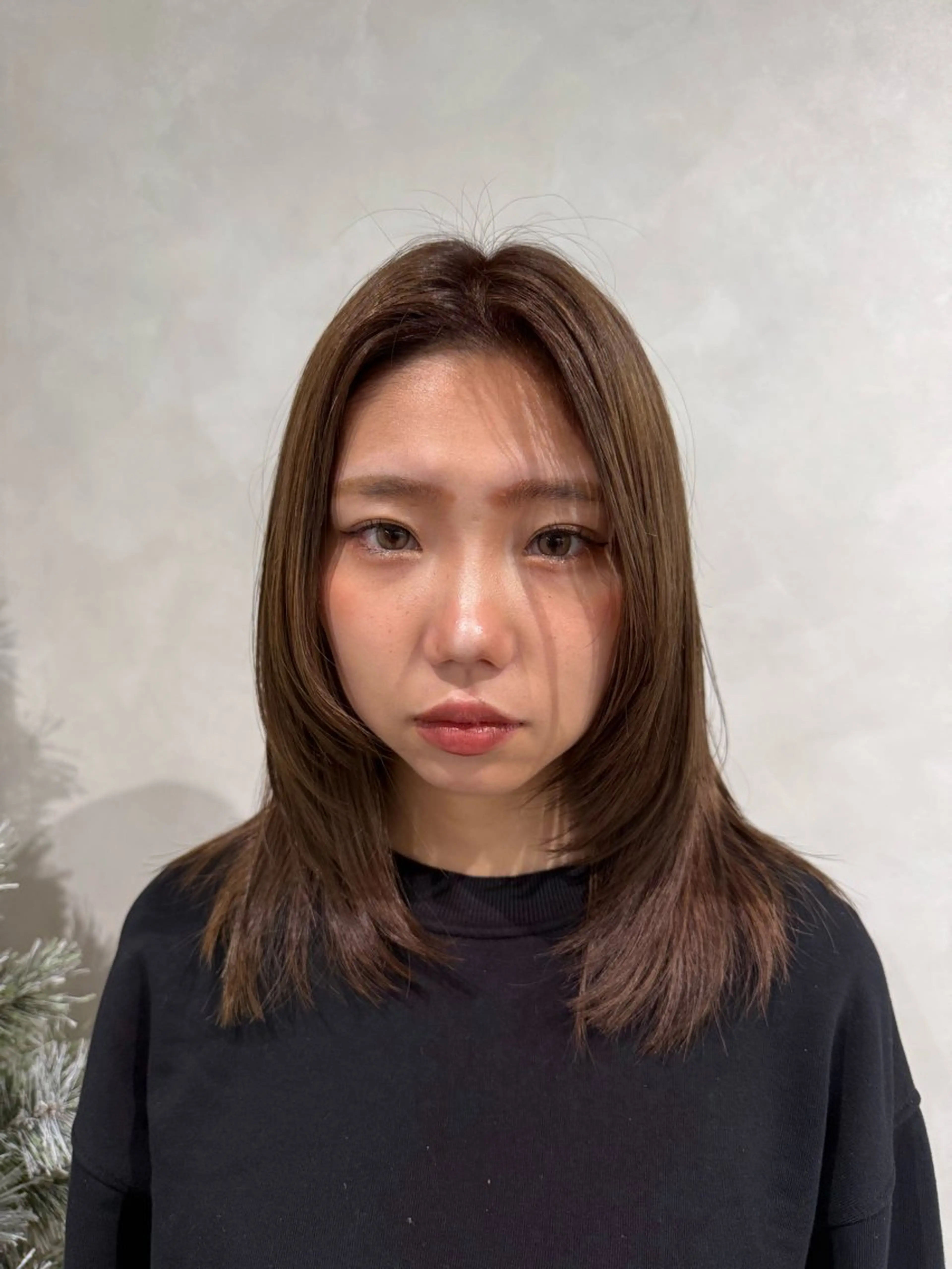 ミディアム 森住 優香のヘアスタイル