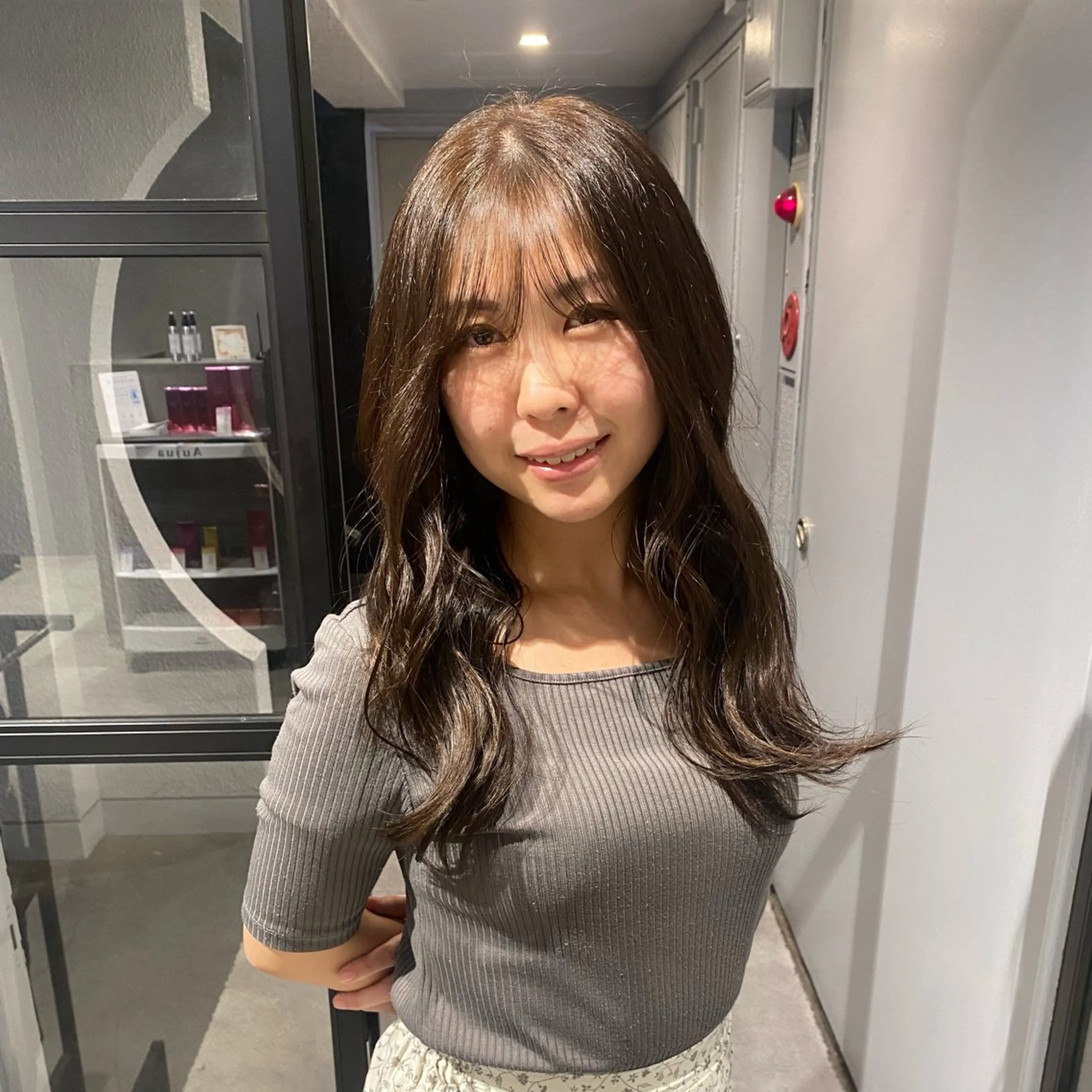 セミロング カラー ベージュカラー オリーブベージュ はなか こうすけのヘアスタイル