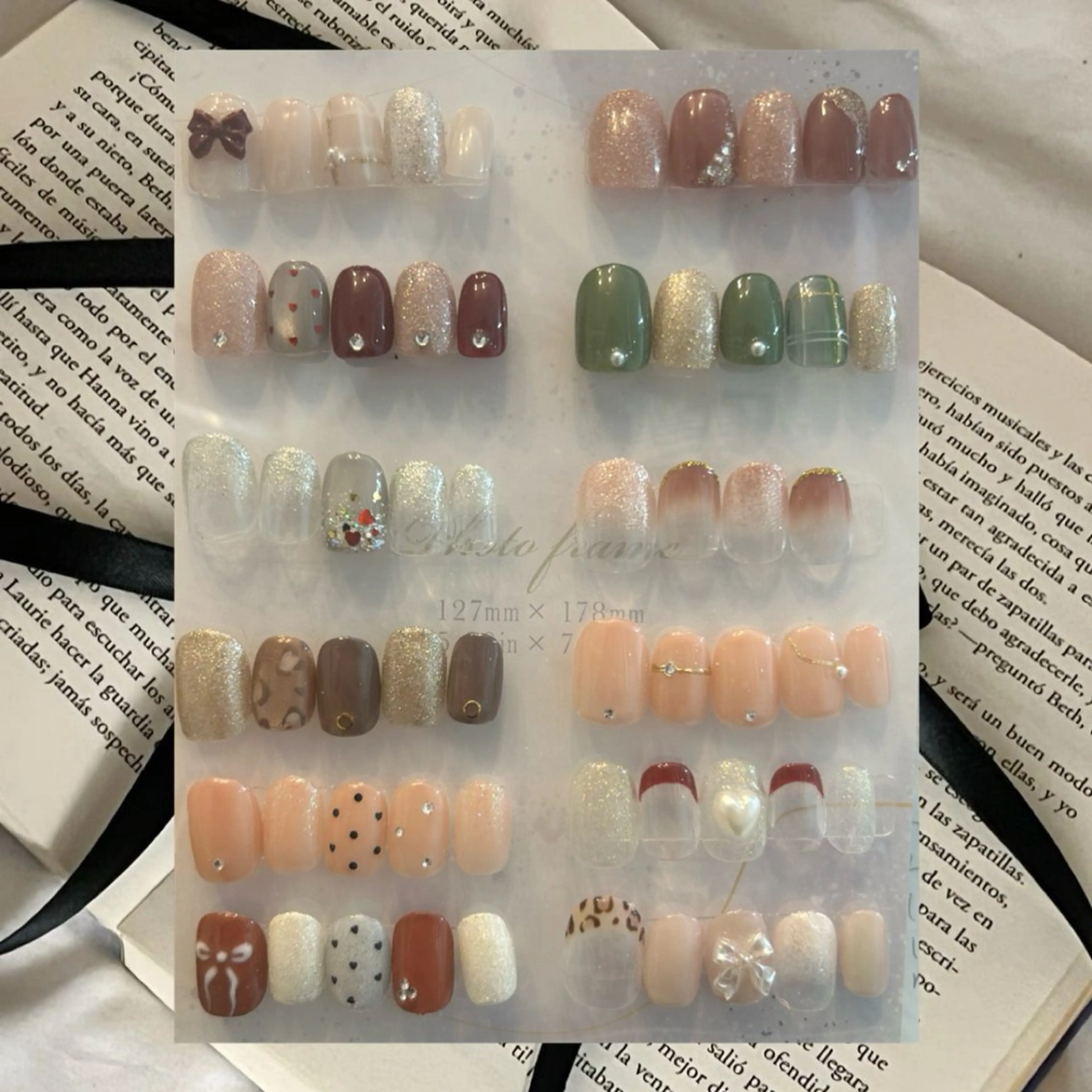 ネイル マグネットネイル SweetOlive HINAKOのネイルデザイン