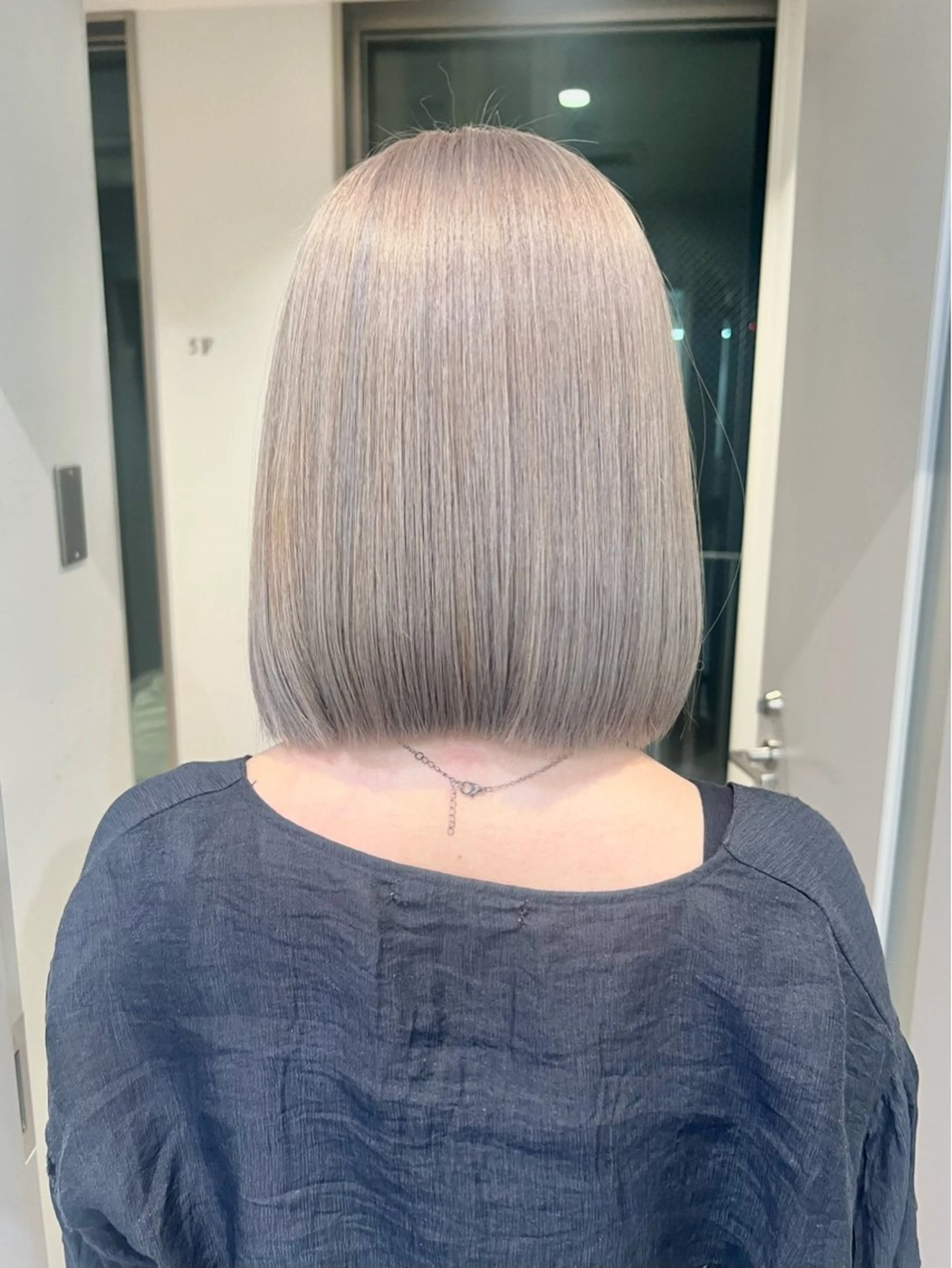 ミディアム ヘアカラー 24時間受付🌈ブリ ーチ特化RYUTOのヘアスタイル