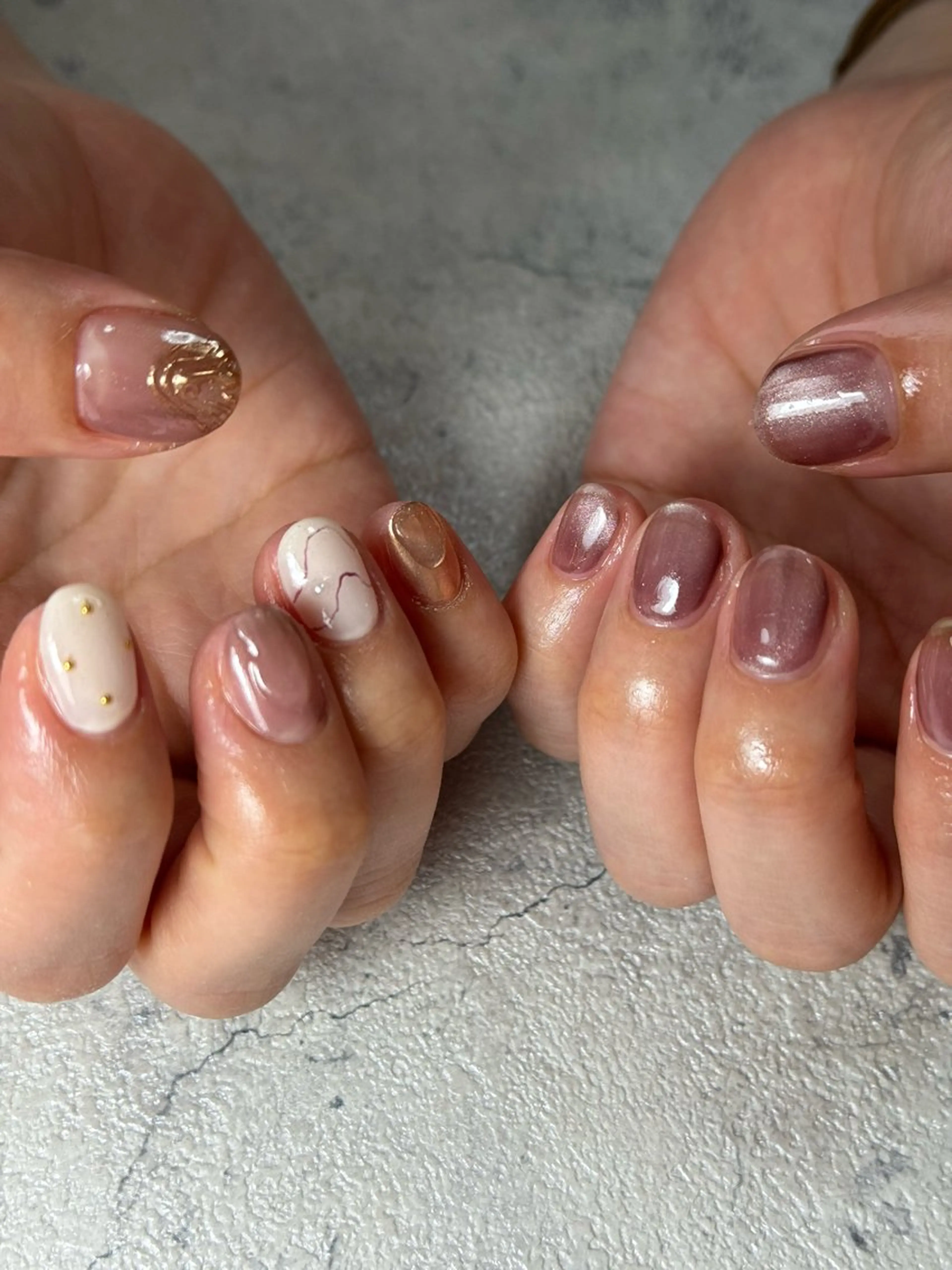 ネイル アートネイル ジェルネイル マグネットネイル 持ち込み ニュアンスネイル ハンドネイル flowers nailのネイルデザイン