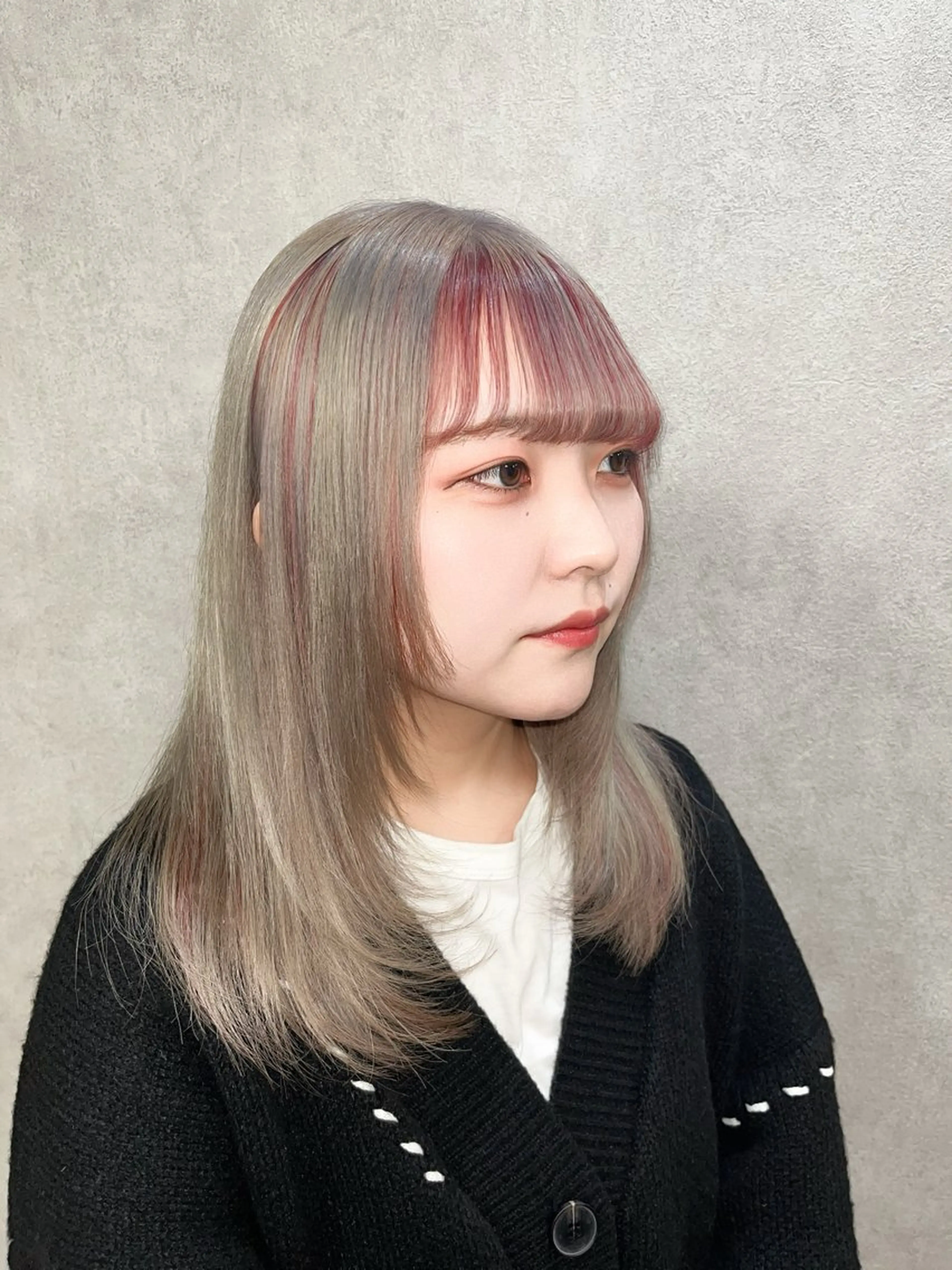 ミディアム カラー ヘアアレンジ カット ヘアカラー est hair 池袋西口店所属・😈派手髪/ 地雷系 /　KALIN😈のヘアスタイル