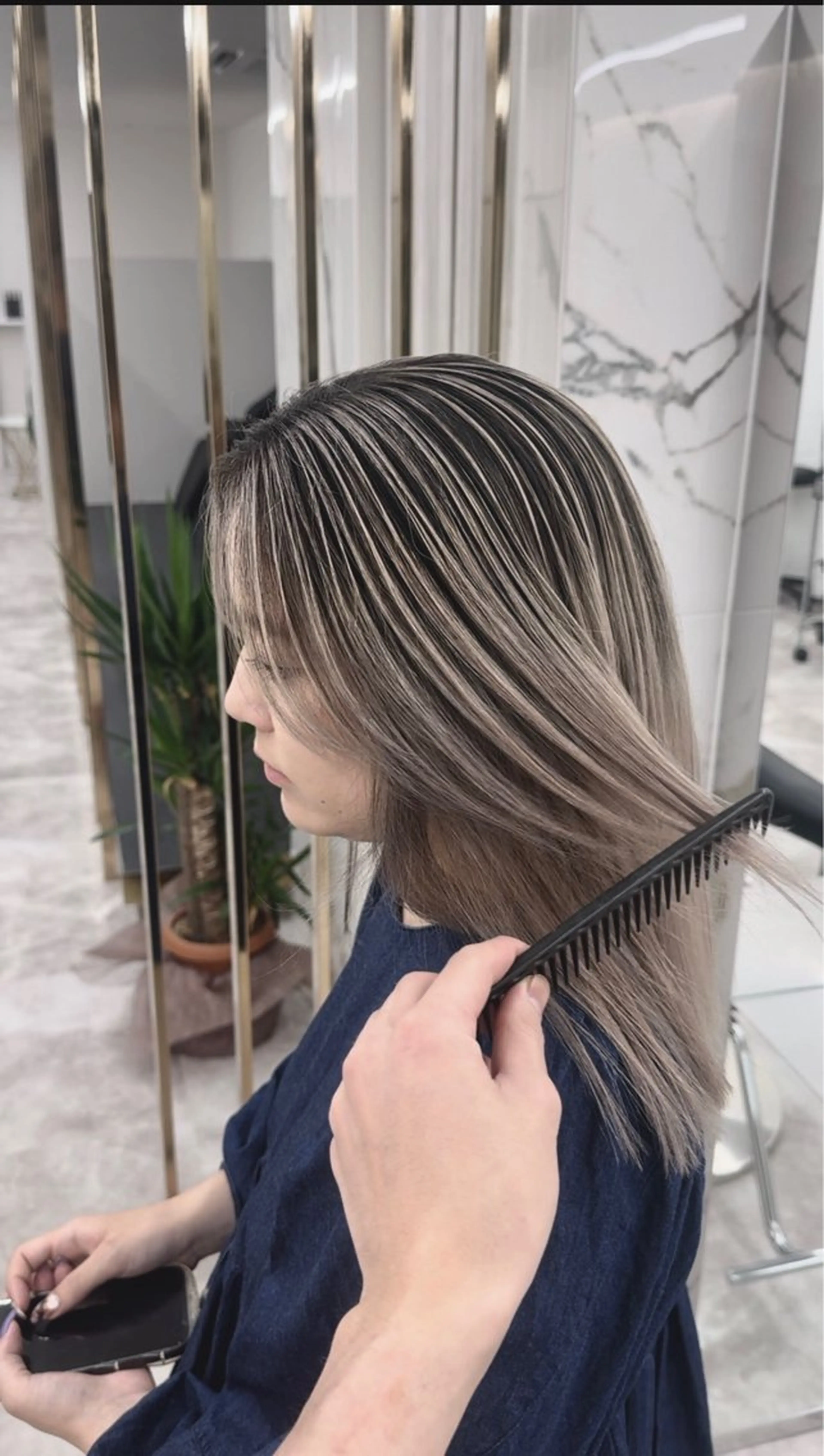 カラー ハイライトカラー ヘアカラー maison所属・川崎 健翔のヘアスタイル