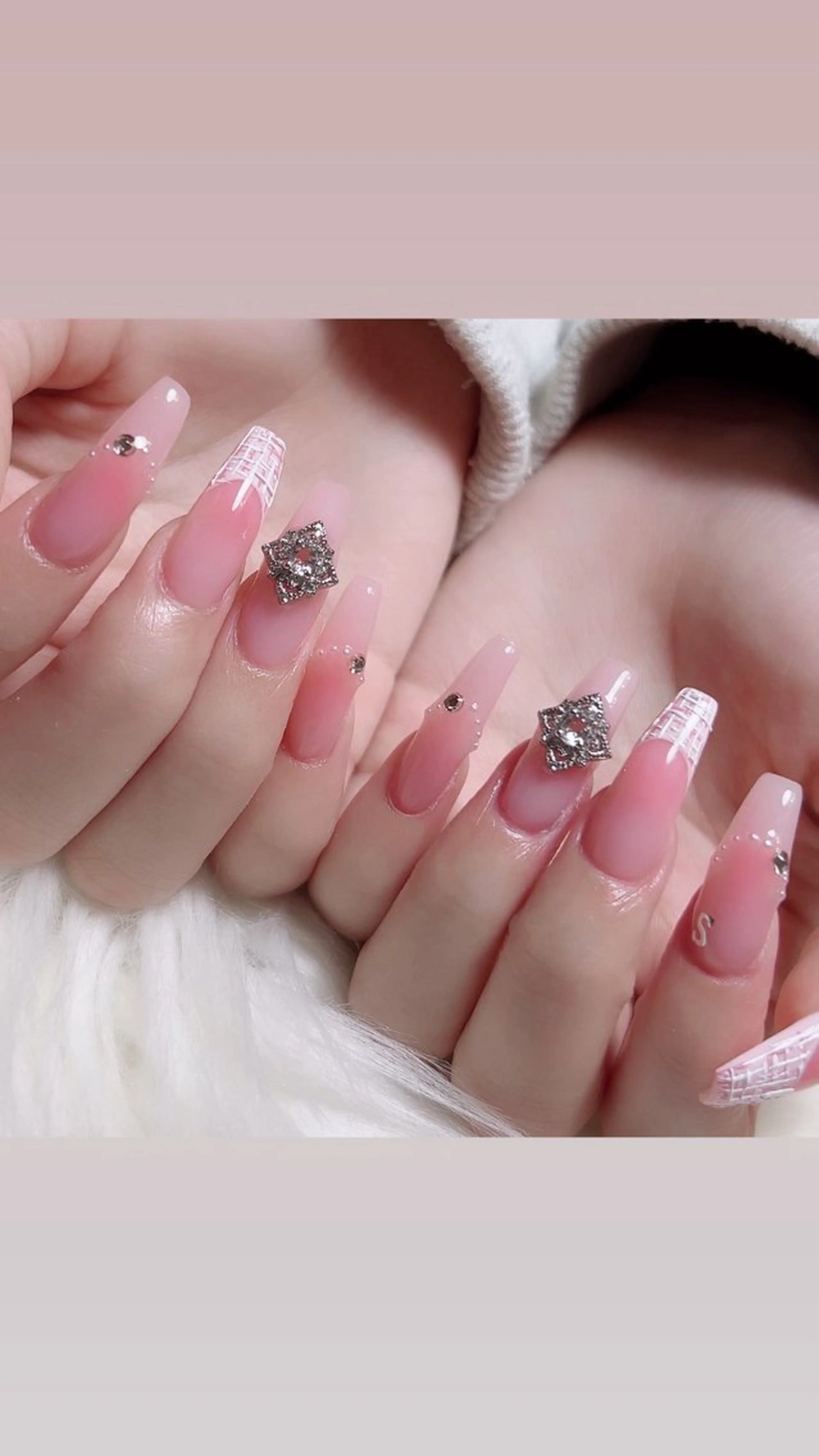 ネイル ハンドネイル Private Nail Salon　EM所属・Nail salon EM（エム）千葉のネイルデザイン