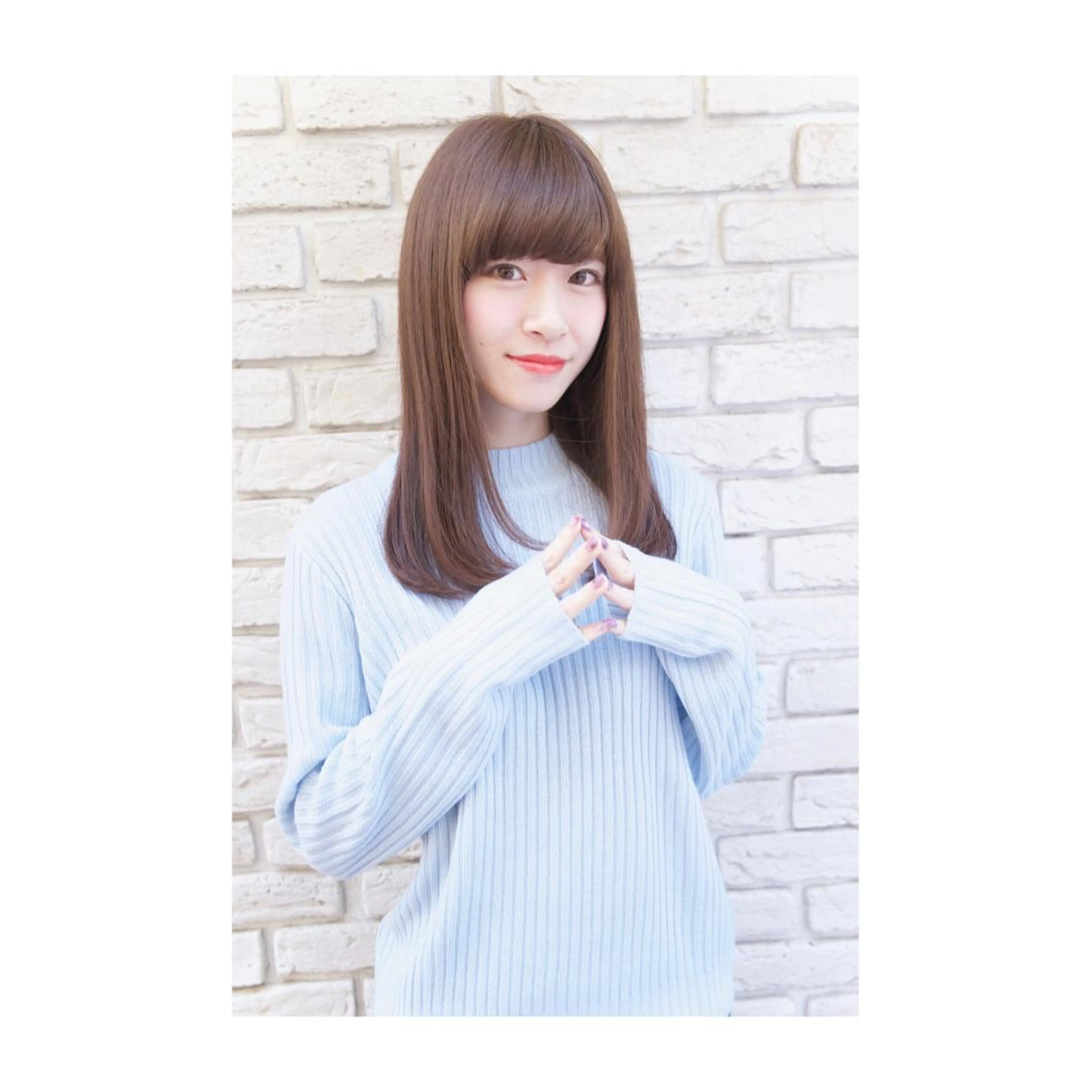 ロング カラー パーマ アオガミ （前髪顔周りカット）のヘアスタイル