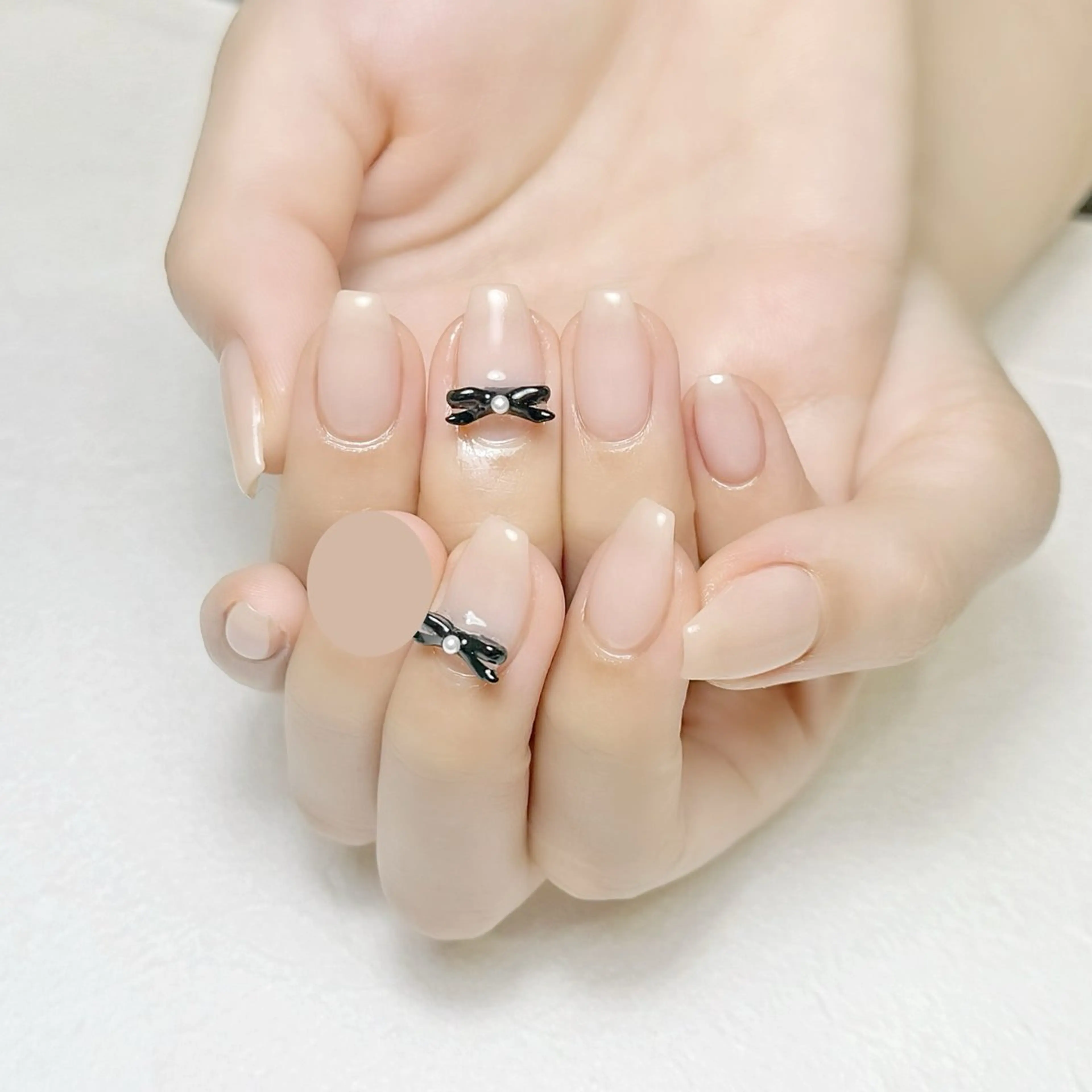 ネイル オフィスネイル リボン rouse nail RISATOのネイルデザイン
